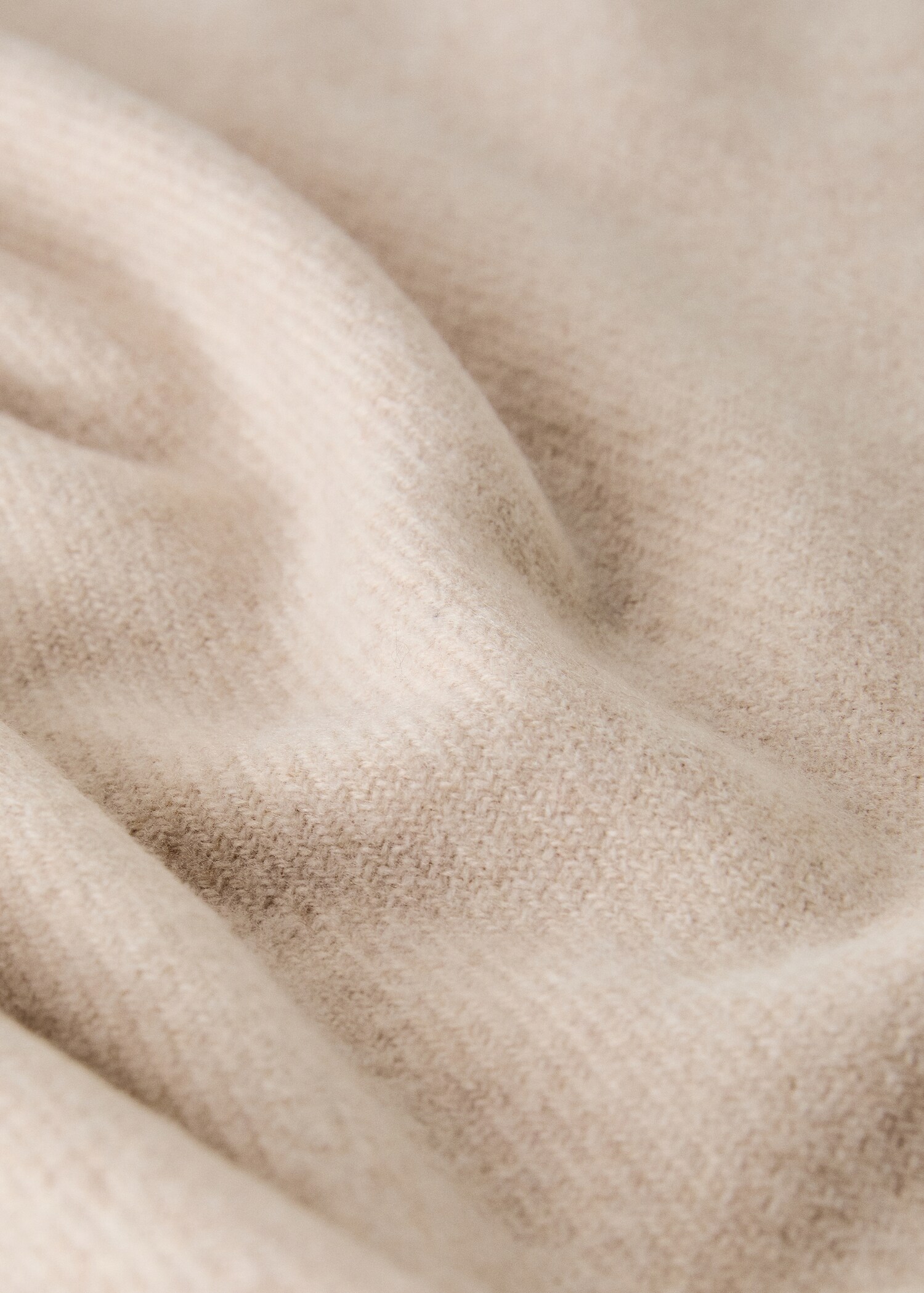 Fringed wool blend blanket - Детальніше про товар 2