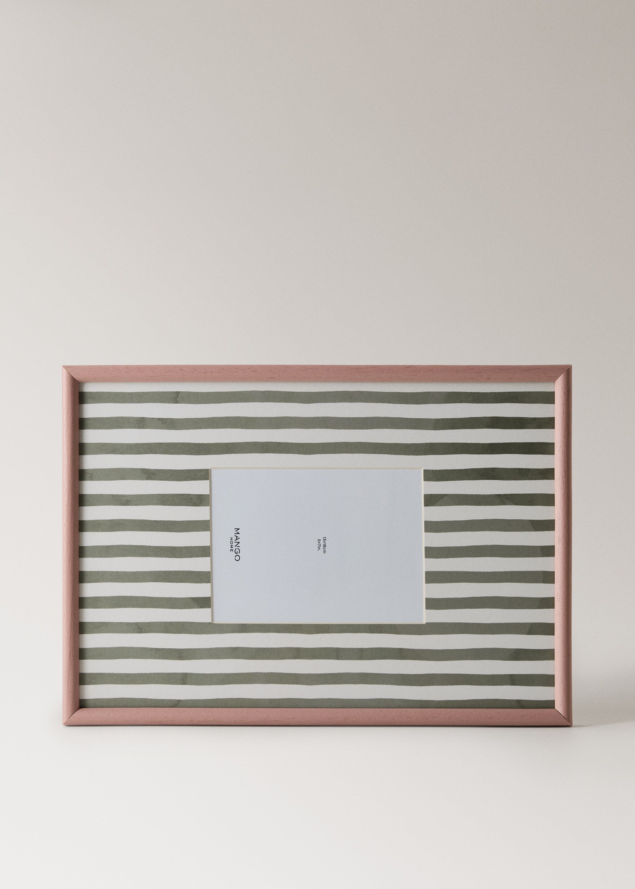 Medium wood frame with lines - Details of the article 3, Pastel Pink. Ref: 17051281-00.