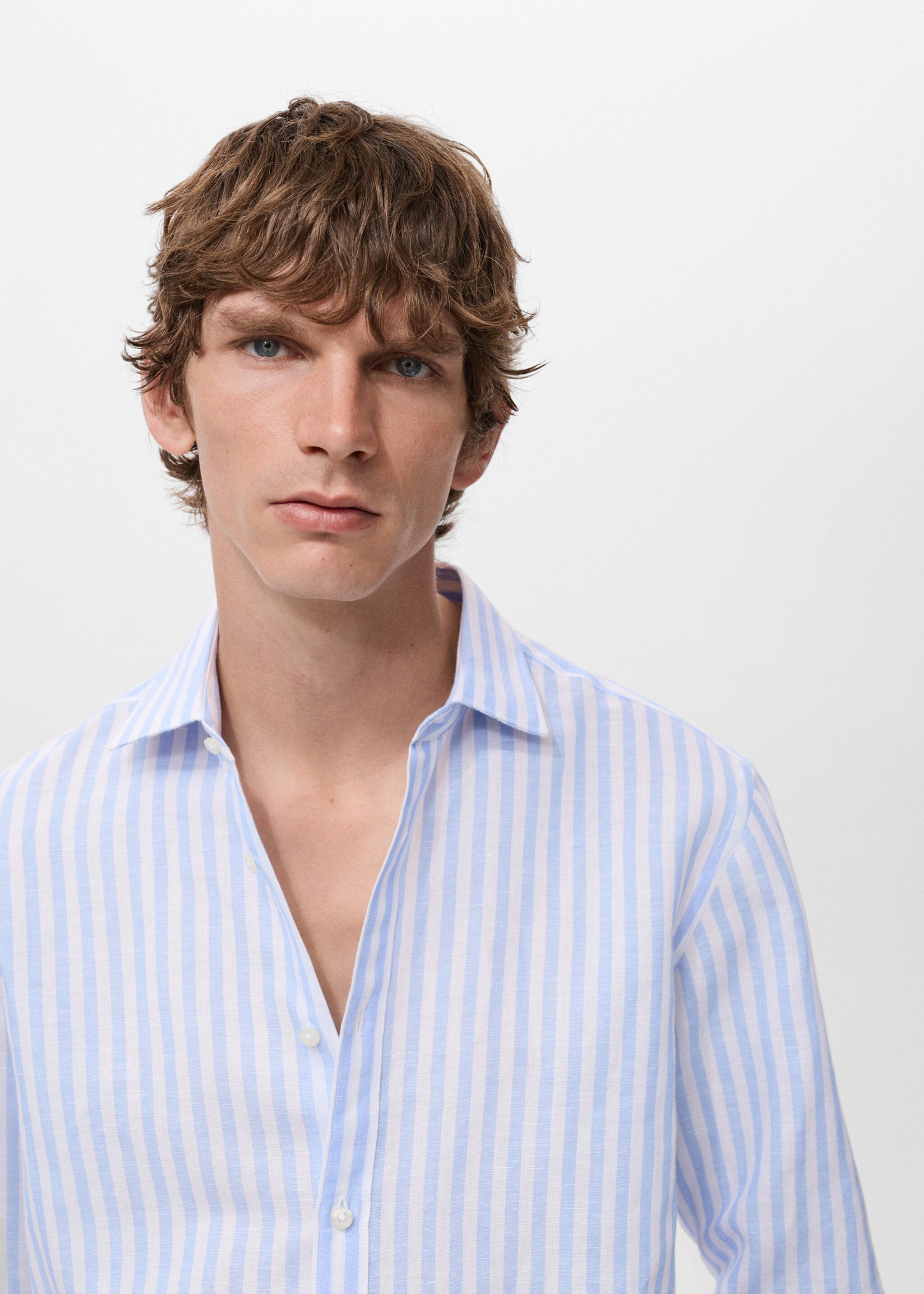 Regular-fit striped cotton-linen shirt - Details of the article 1, Blue. Ref: 17051290-00.