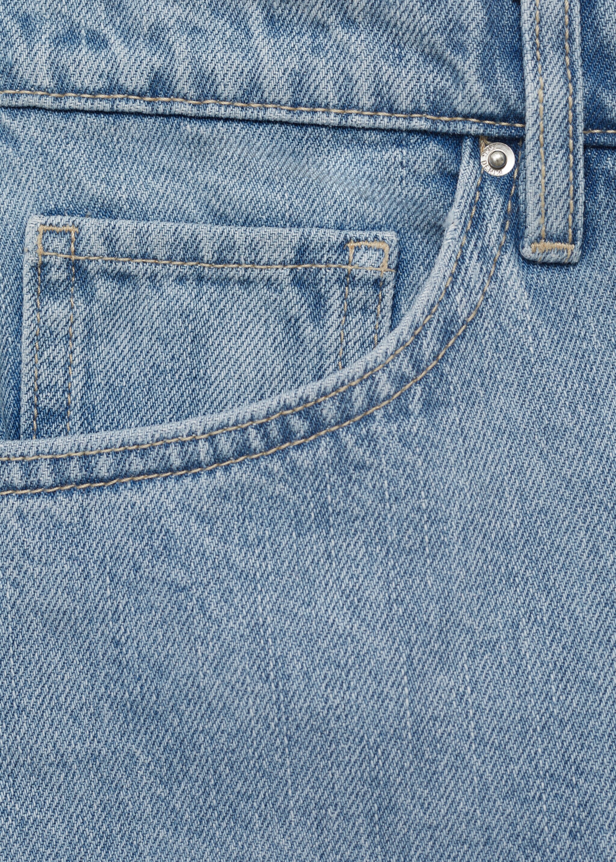 High-waisted straight-fit denim shorts - Details of the article 0