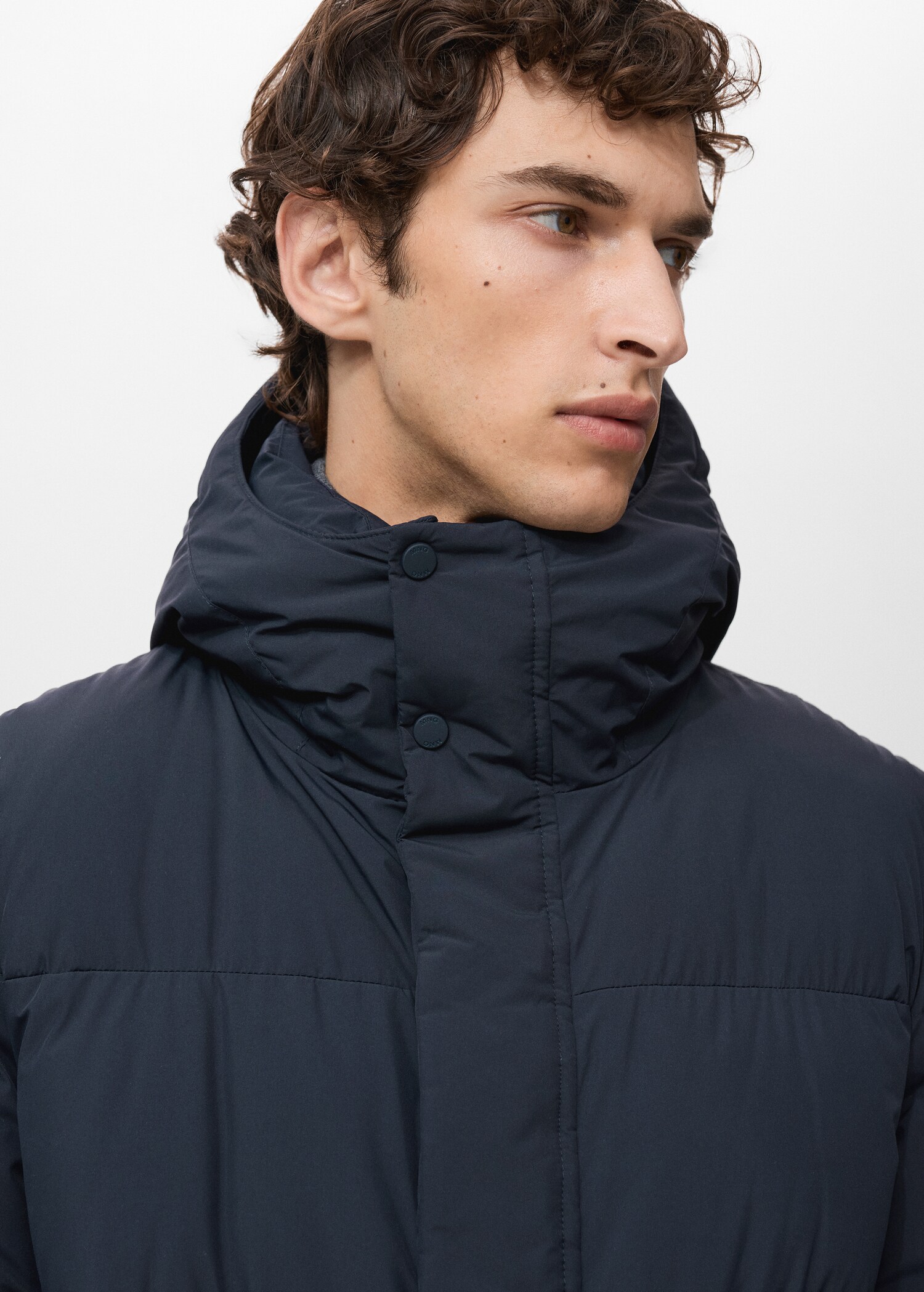Water-repellent quilted long anorak - Details of the article 1