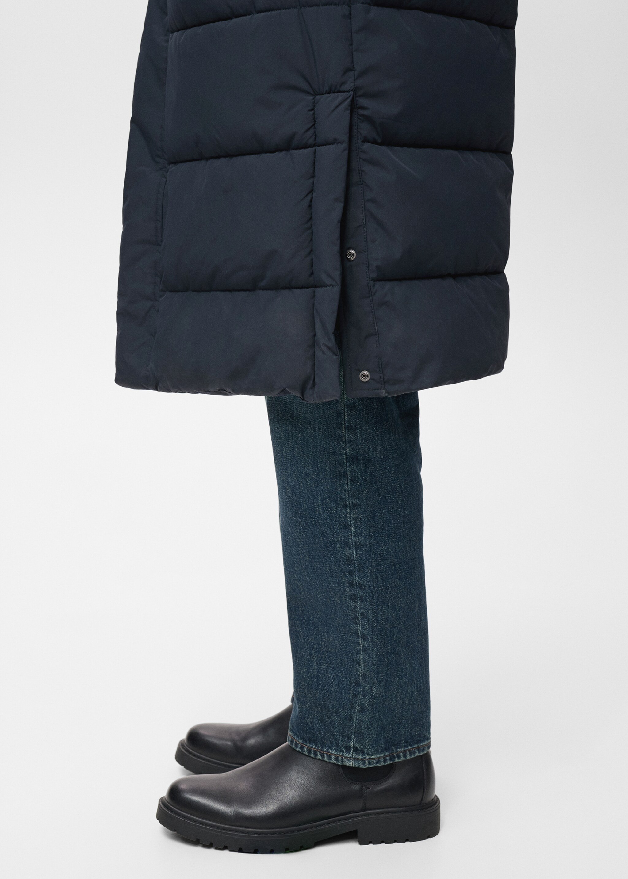 Water-repellent quilted long anorak - Details of the article 6