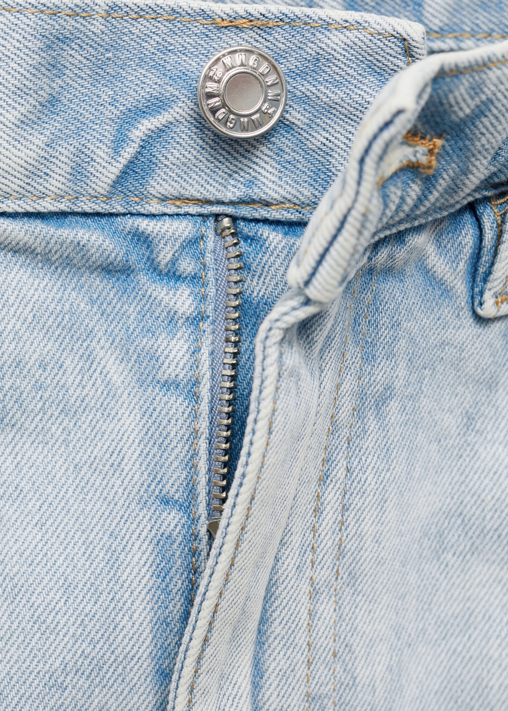Denim skirt with frayed hem - Details of the article 8