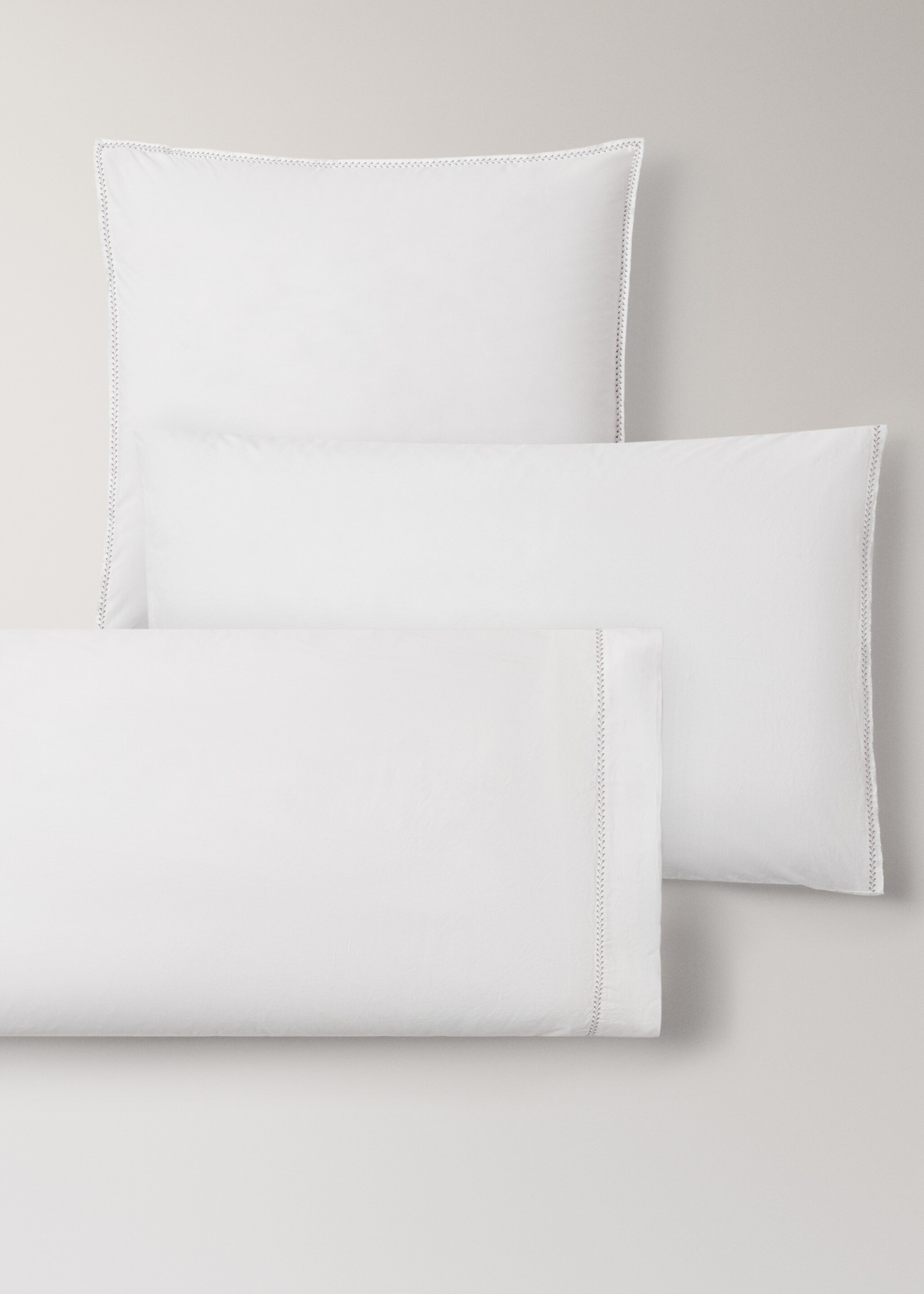 Washed cotton percale pillowcase with zigzag stitching 50x75 cm - Details of the article 4, Off White. Ref: 17051526-00.