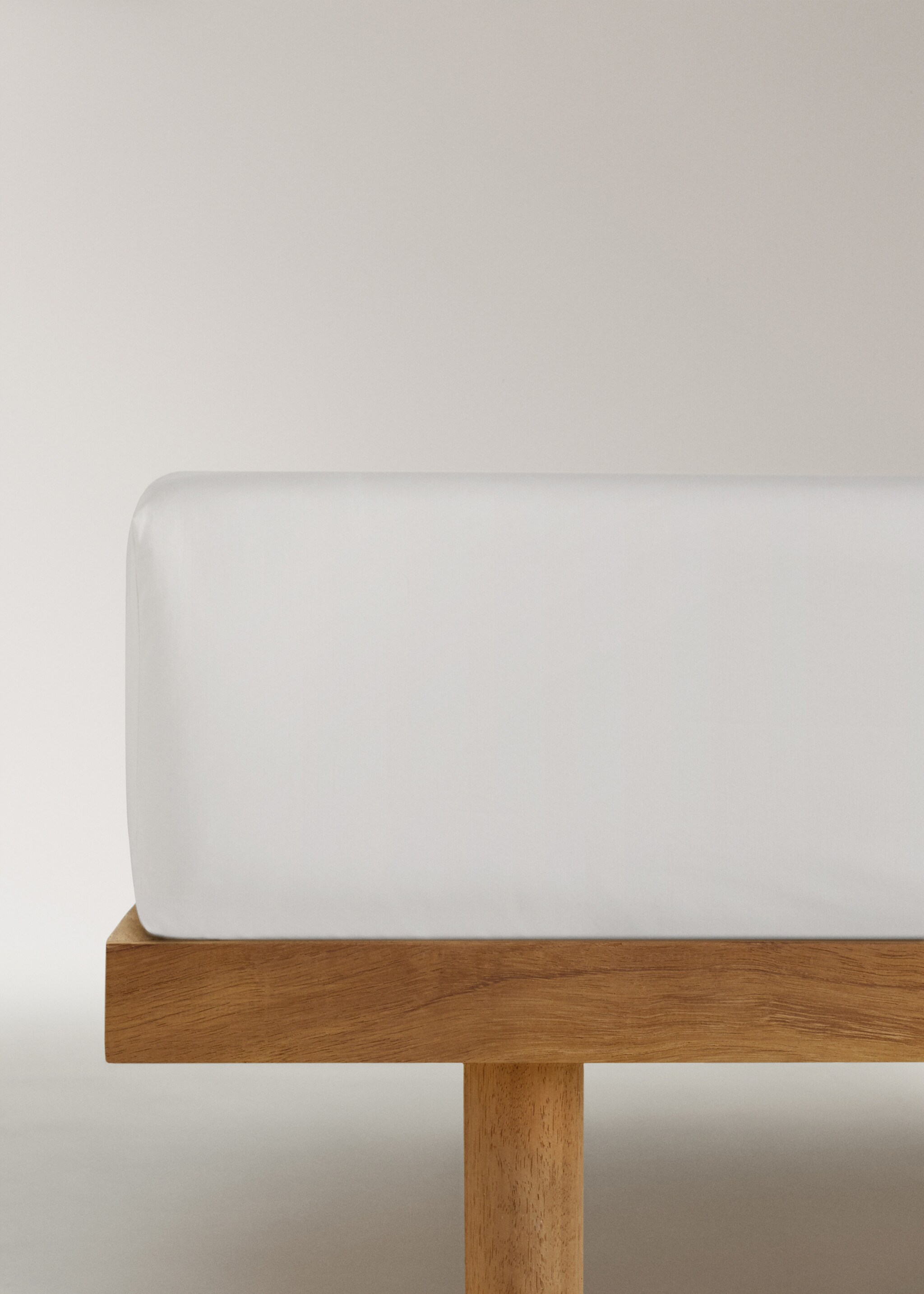 Lençol de baixo de percal de 500 fios Cama 180/160 cm - Artigo sem modelo, Cru. Ref: 17051543-00.