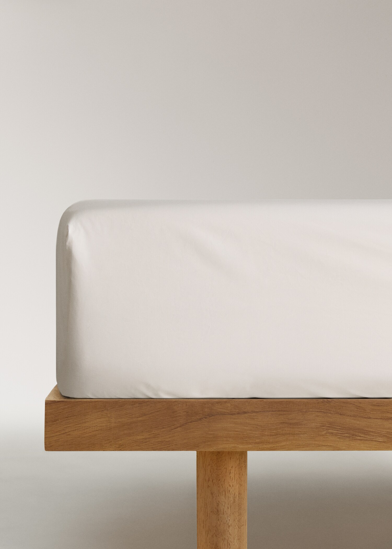 300-thread count percale cotton fitted sheet for 180 cm bed - Article without model