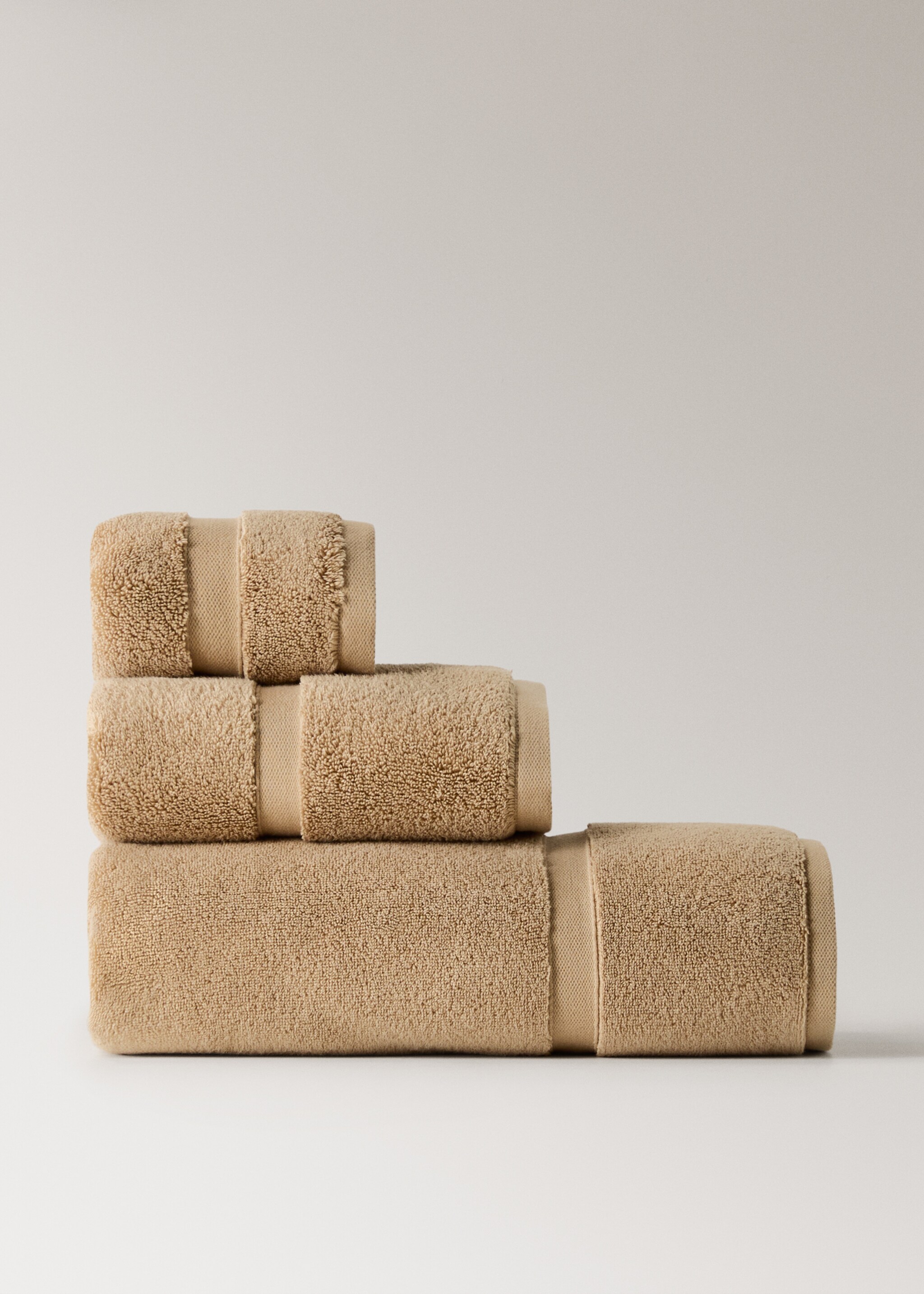Extra soft bath towel - Article without model