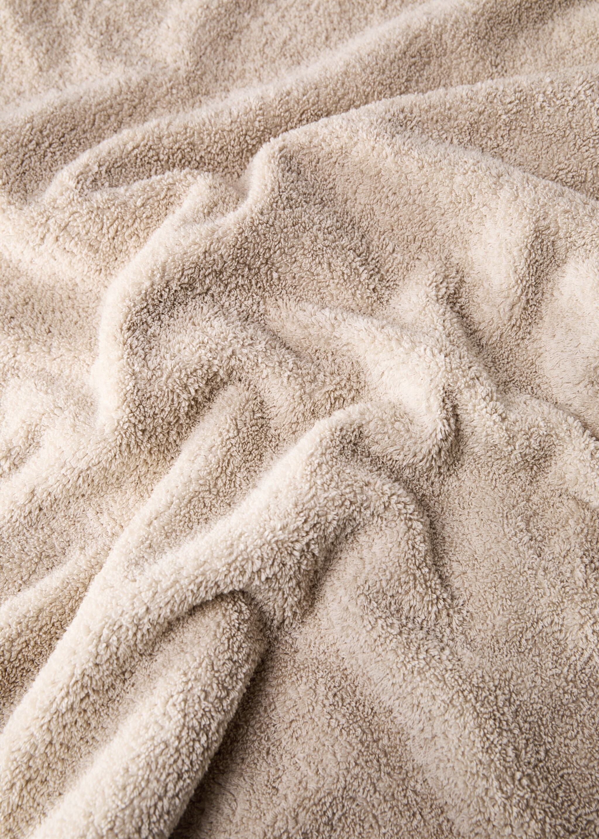 Garment-dyed bath towel - Details of the article 3