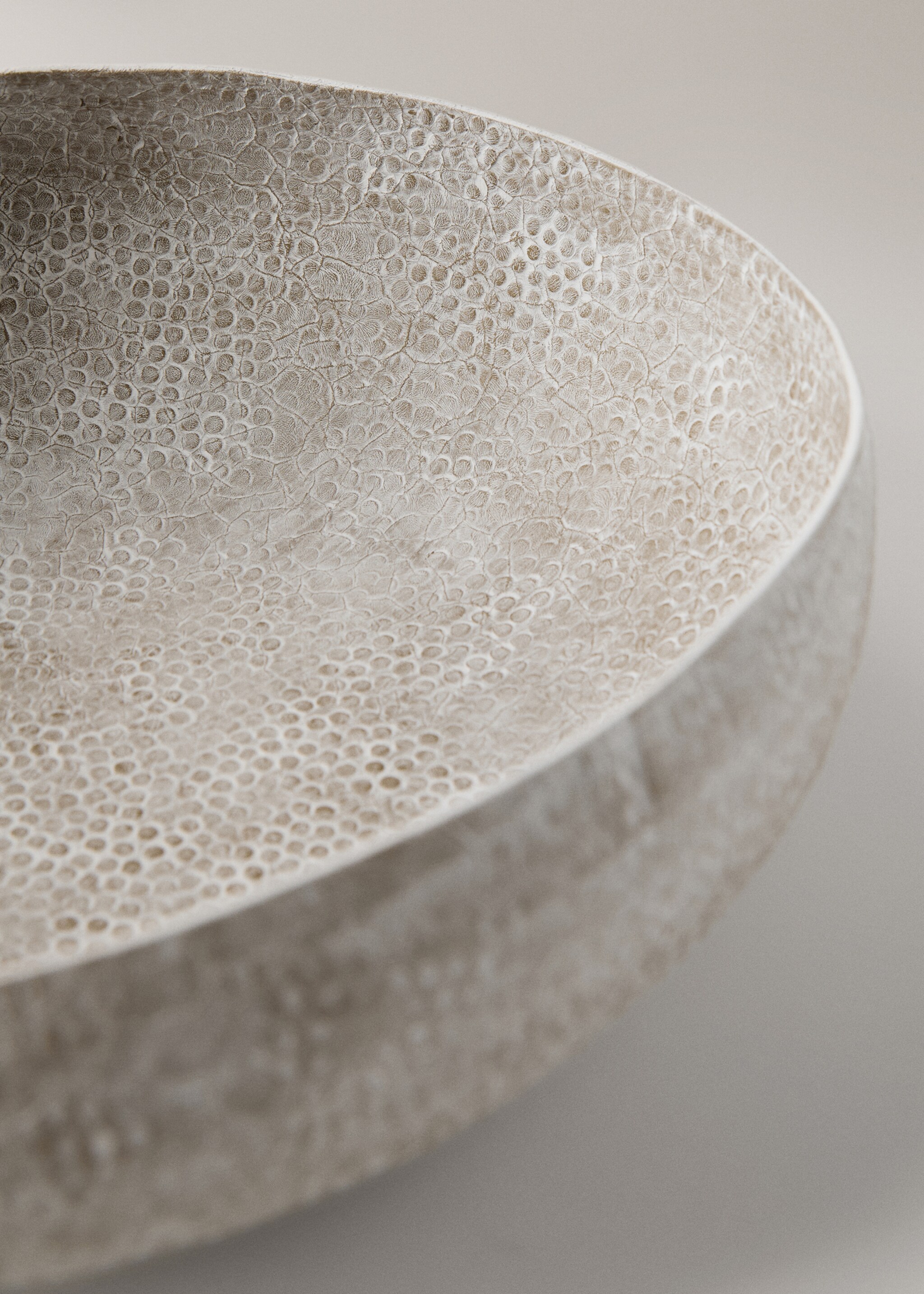 Bowl decorativo metal textura grande - Detalle del artículo 3, Gris. Ref: 17052031-00.