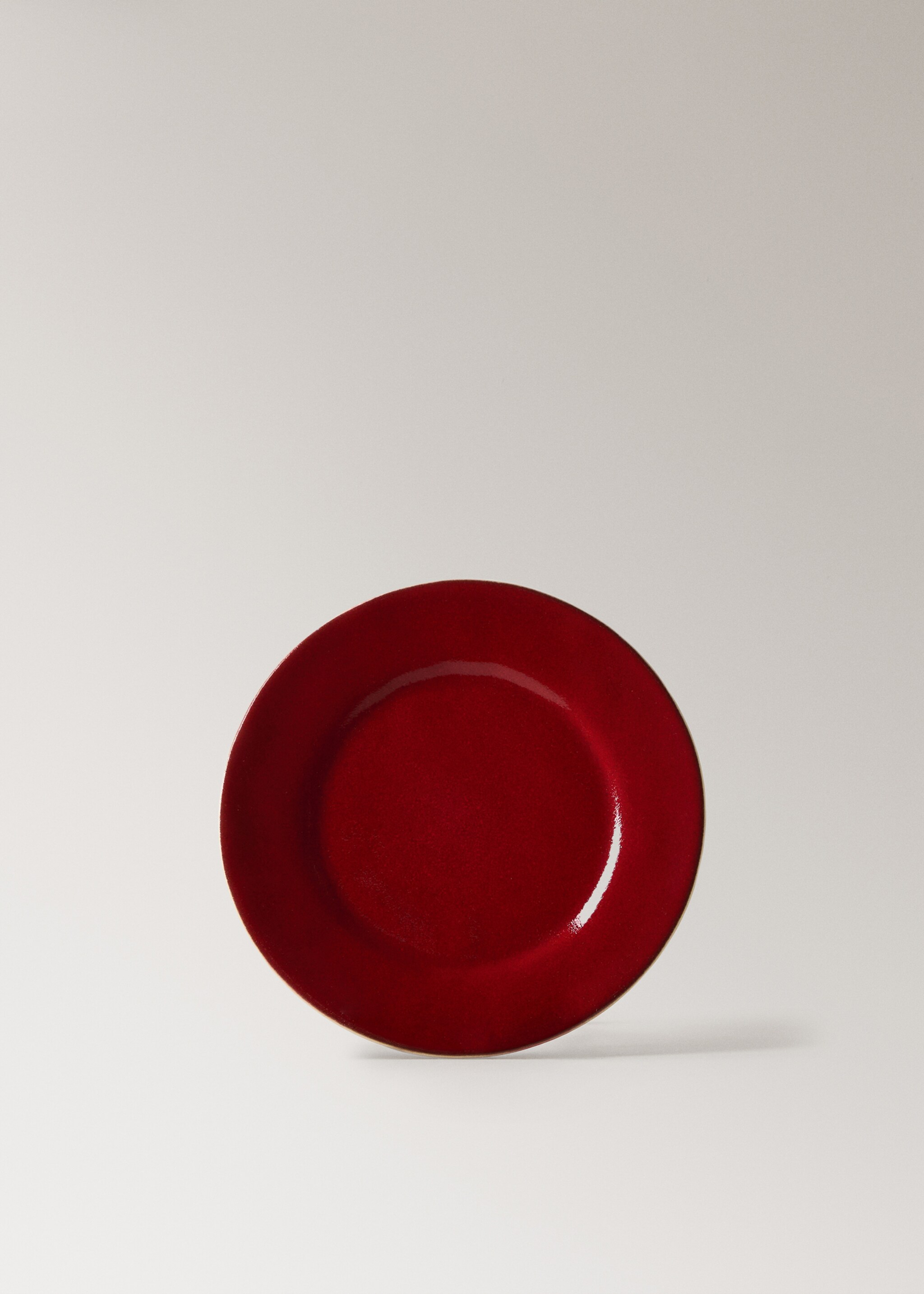 Organic-style dessert plate - Article without model, Red. Ref: 17052034-00.