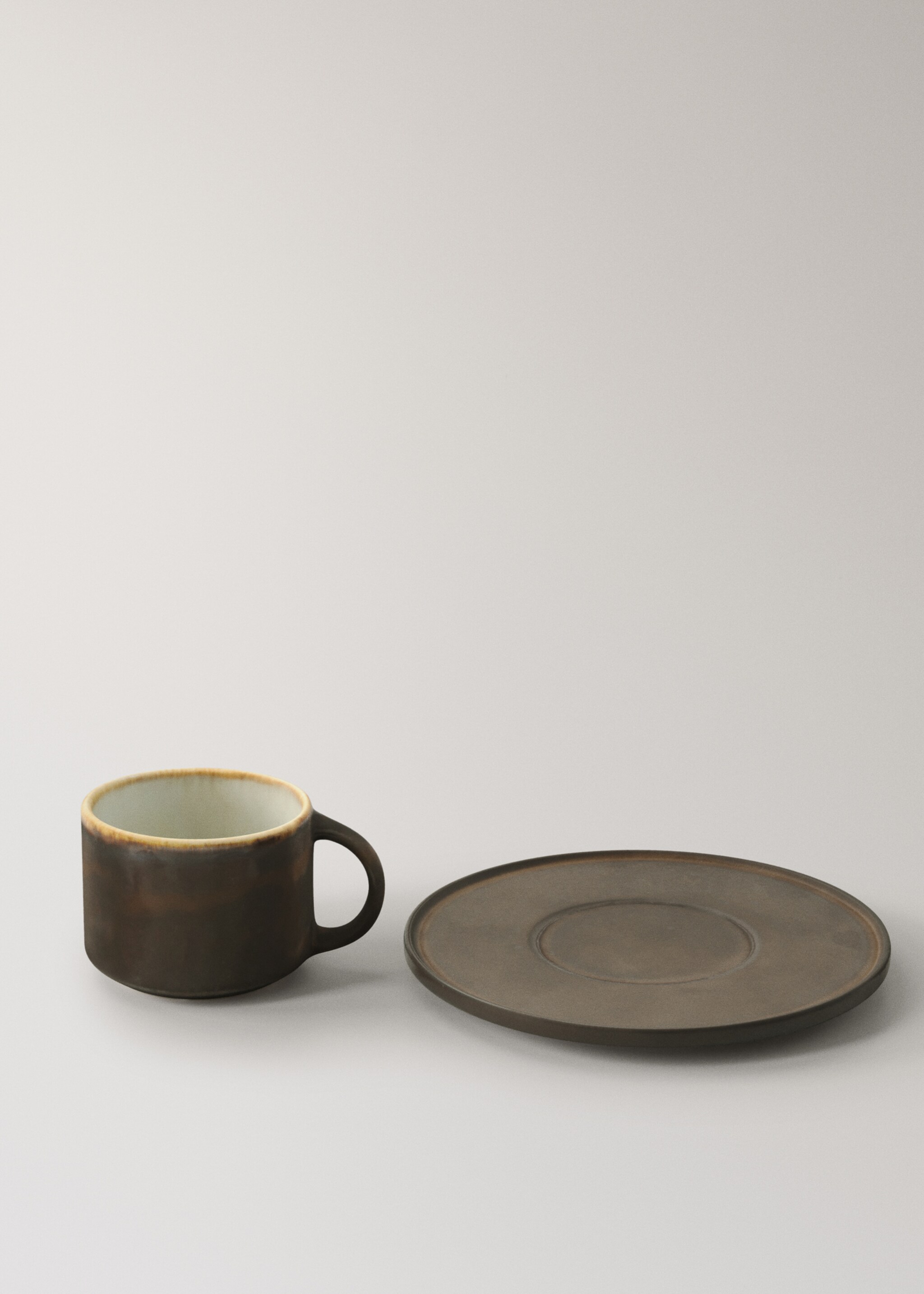 Matte Steingutbecher - Detail des Artikels 3, Kaffeebraun. Ref: 17052039-00.