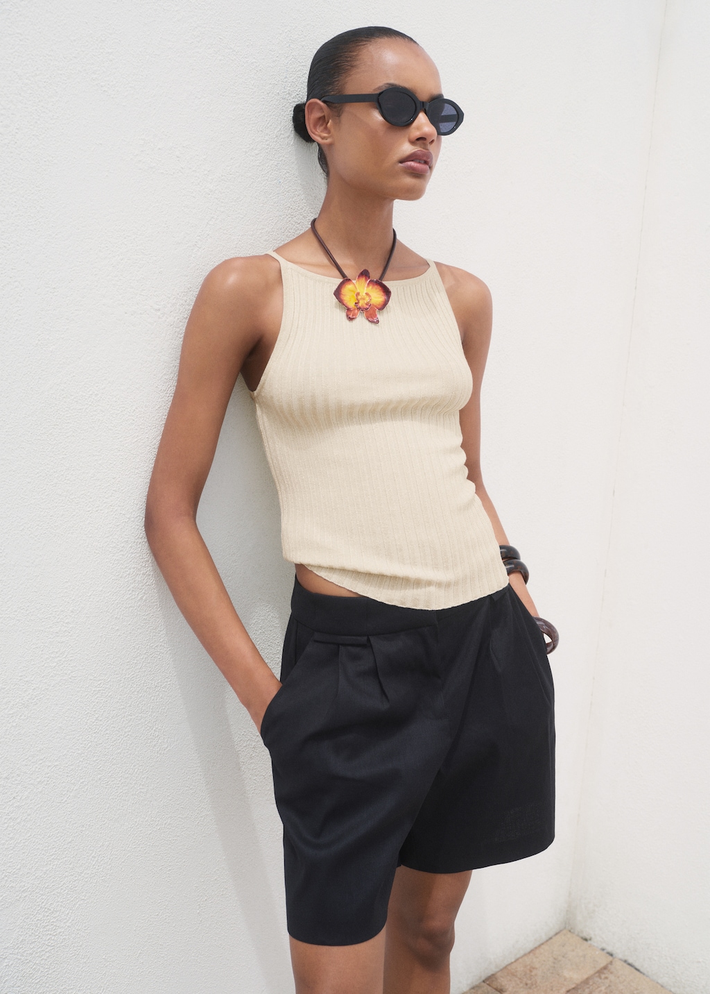Fine ribbed knit top