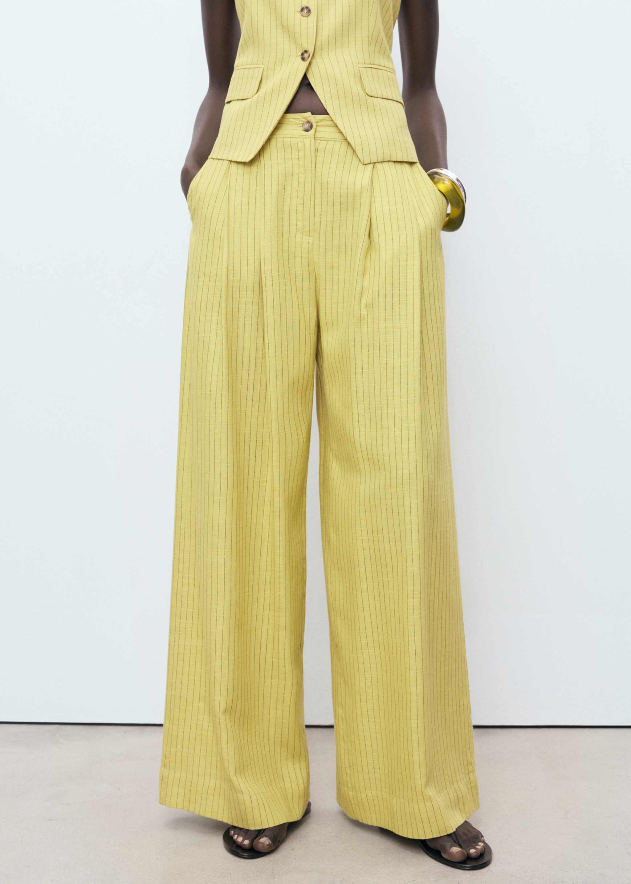 Pantalon costume droit rayures - Plan moyen