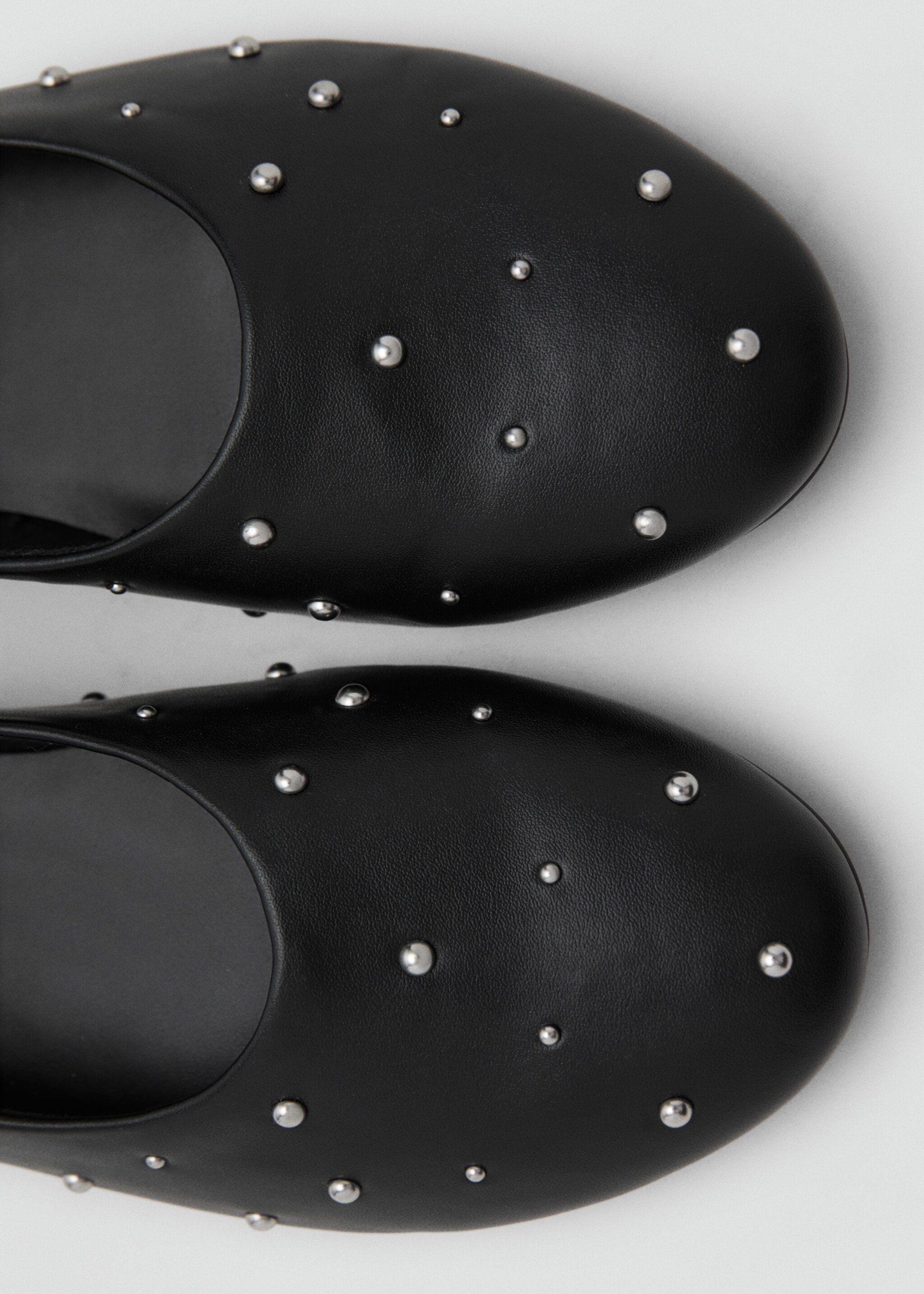 Ballerines à clous - Détail de l'article 2