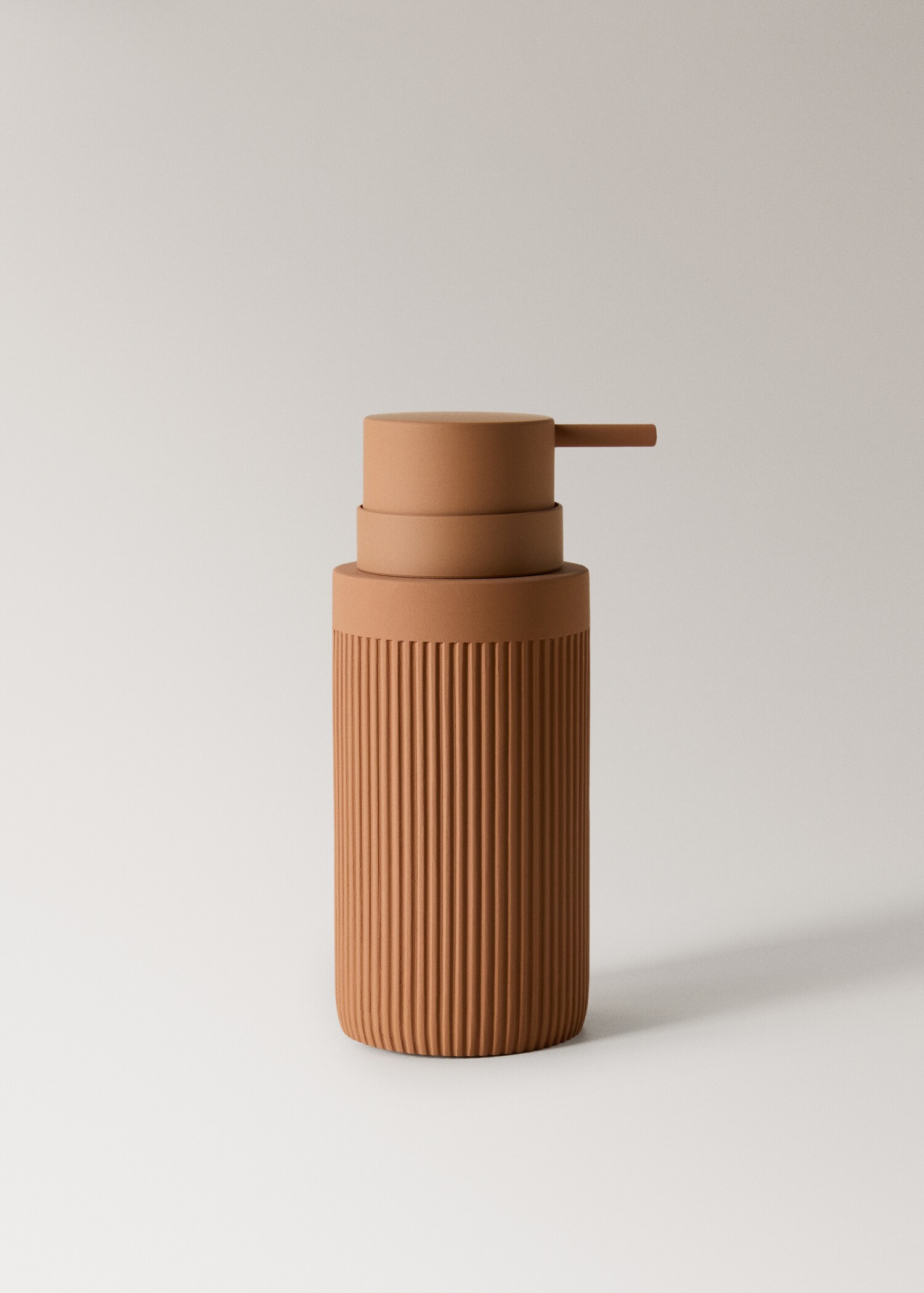 Resin soap dispenser - Article without model