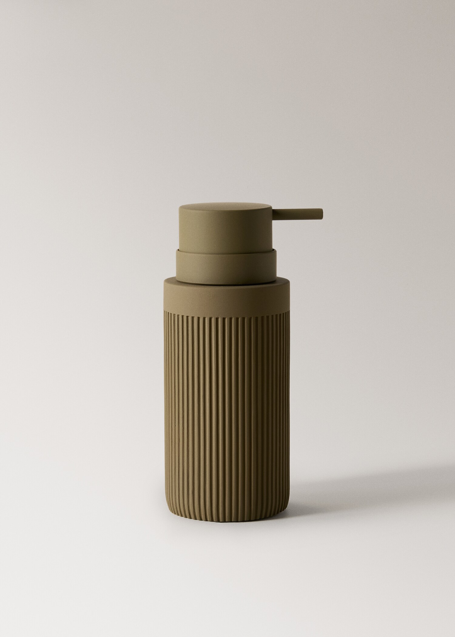 Resin soap dispenser - Article without model