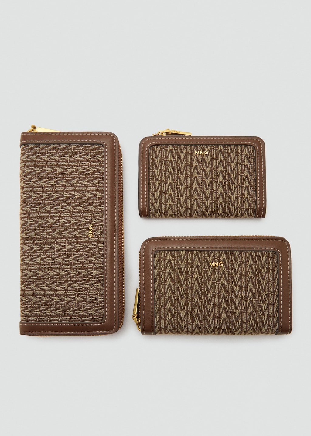 Large jacquard wallet with logo