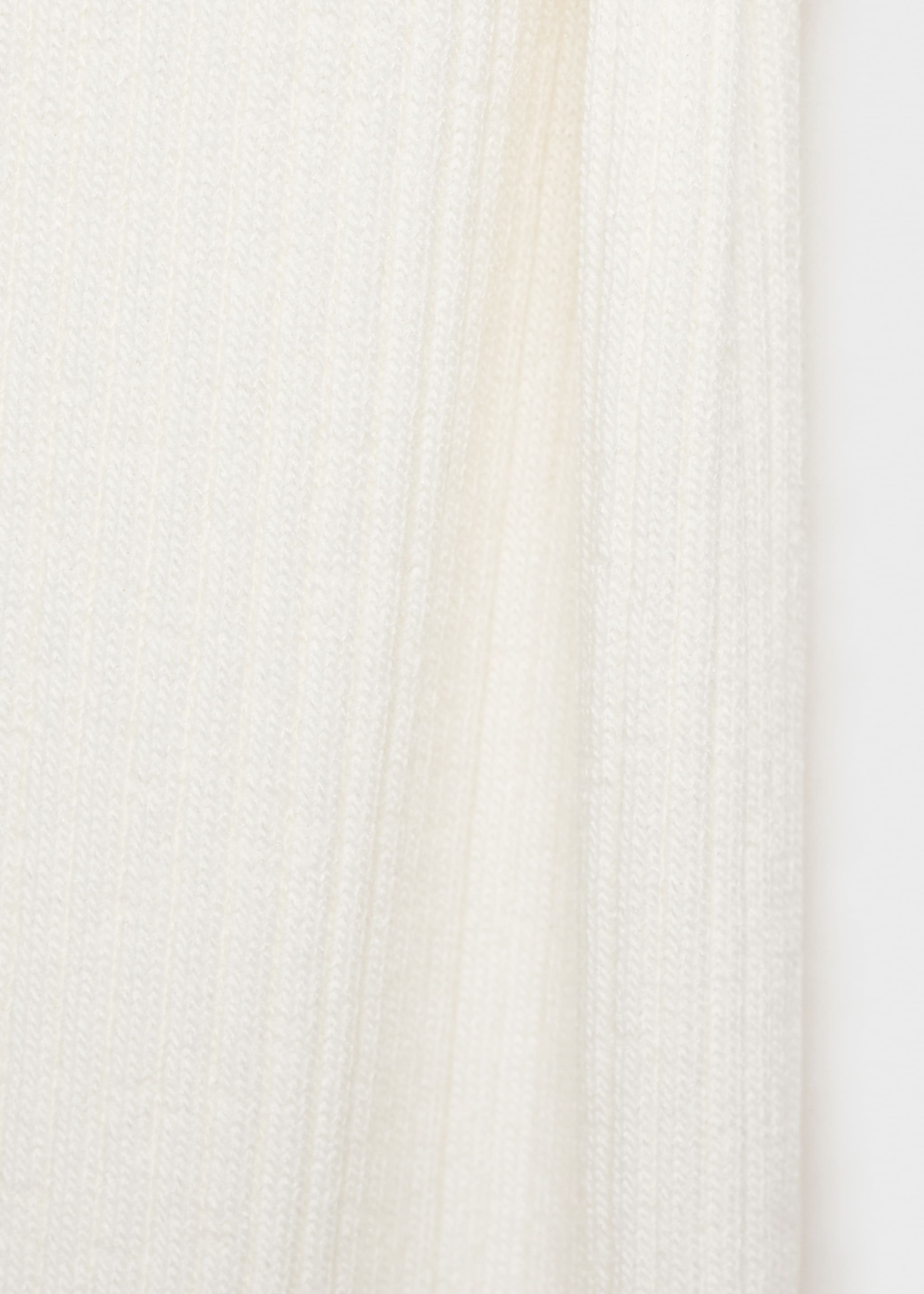 Asymmetrical sleeve knit dress - Details of the article 0
