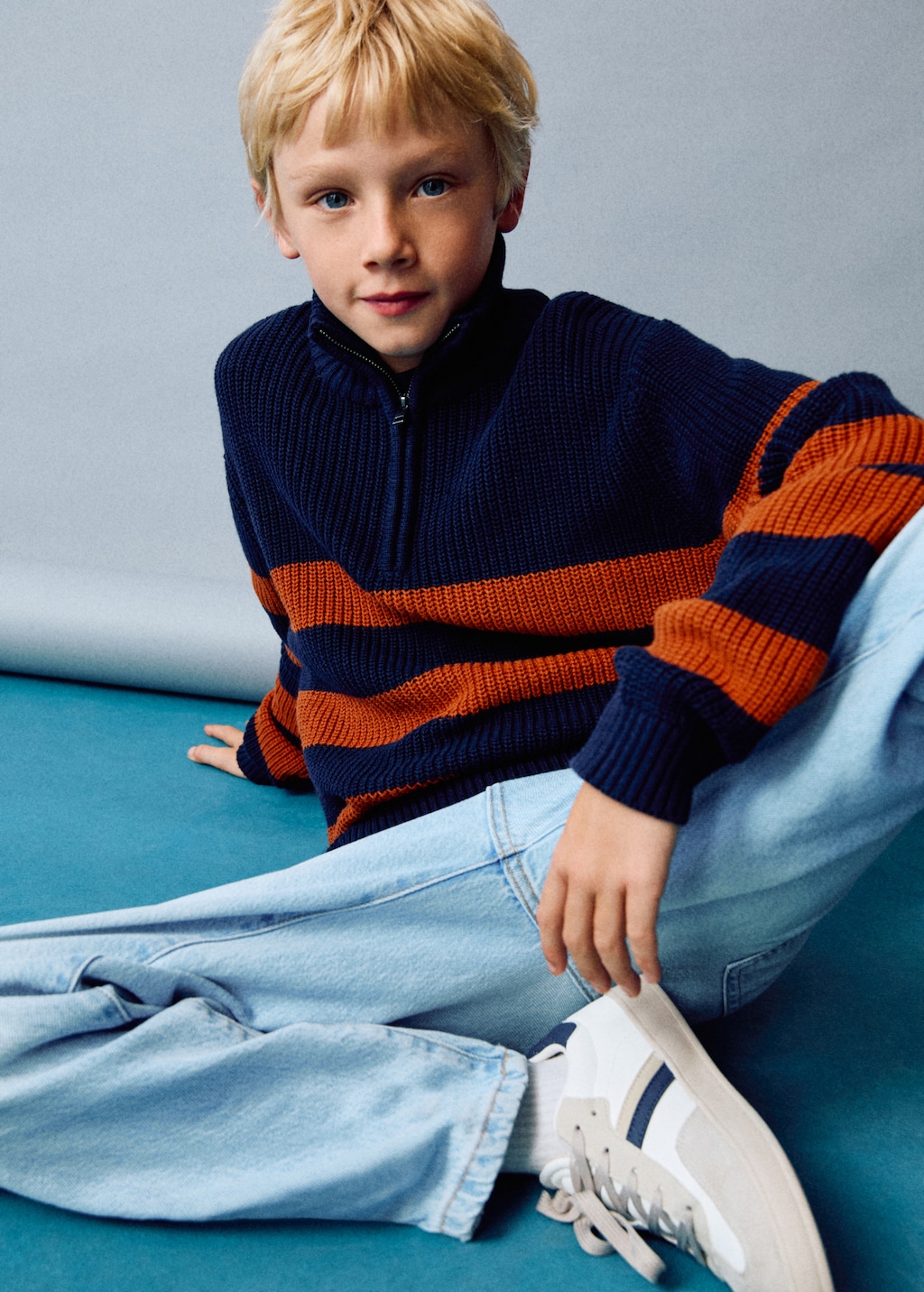 Knitted sweater with perkins neck