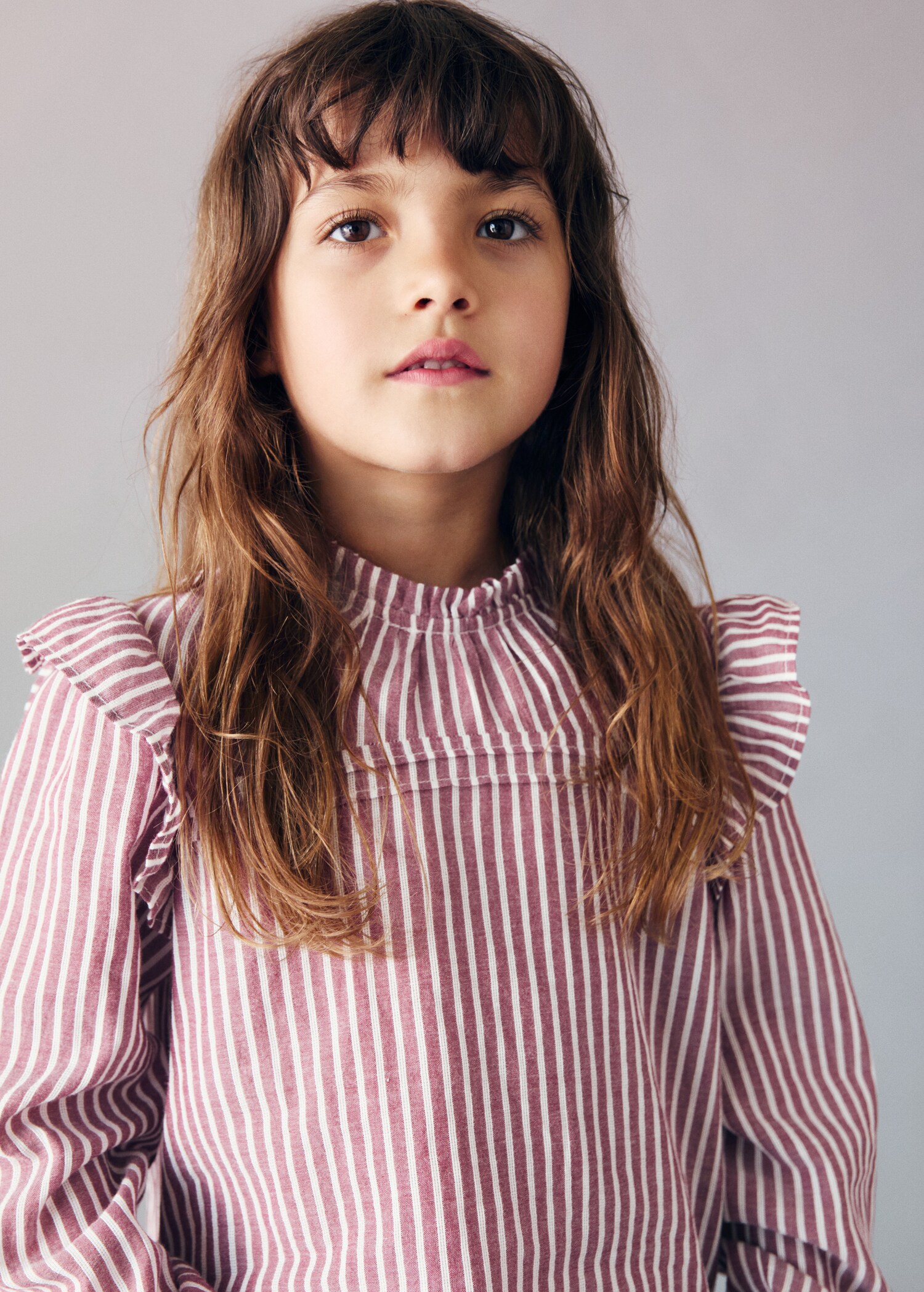 Ruffled stripe-patterned blouse - Medium plane