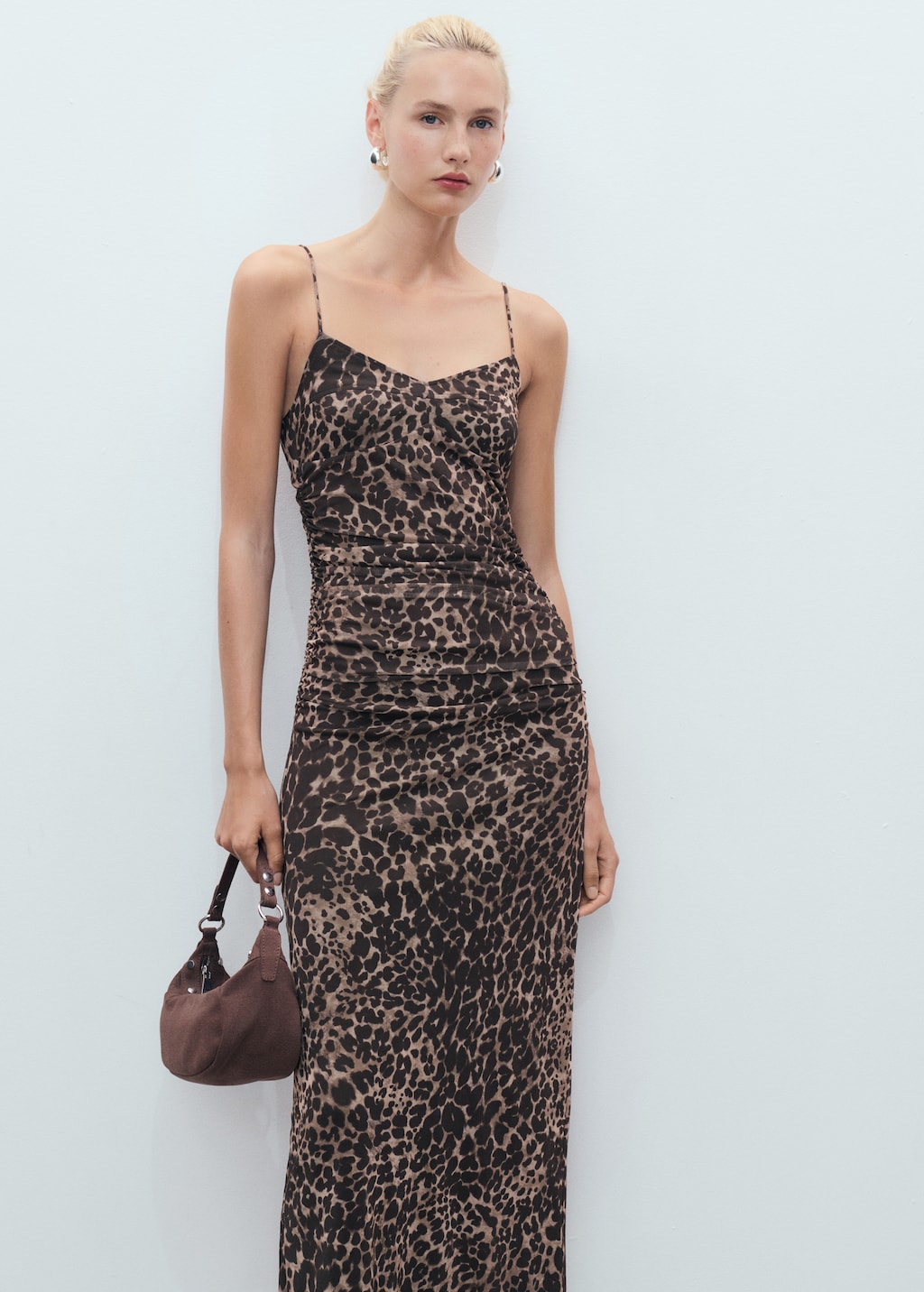 Vestido midi fruncido leopardo