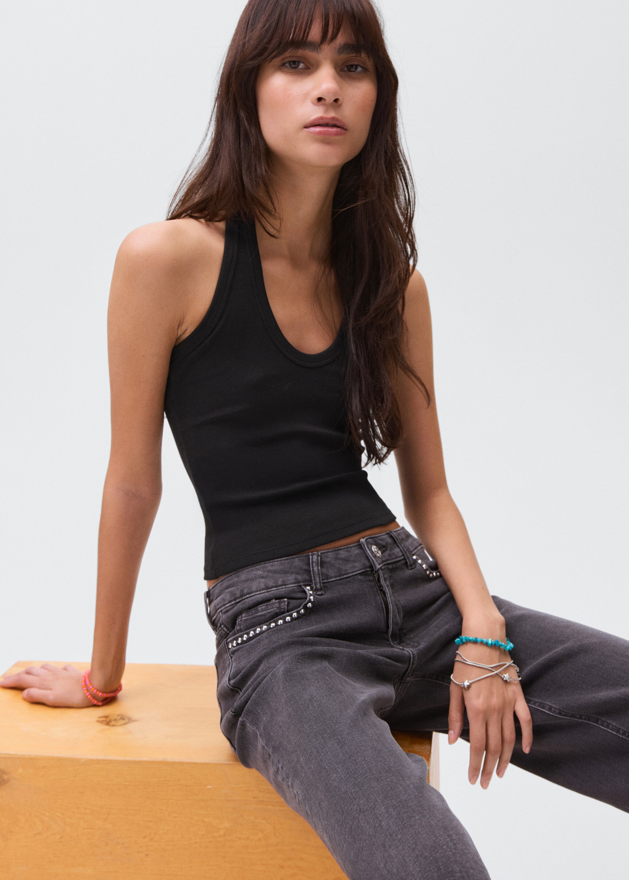 Halter neck top - Details of the article 2, Black. Ref: 17053335-00.