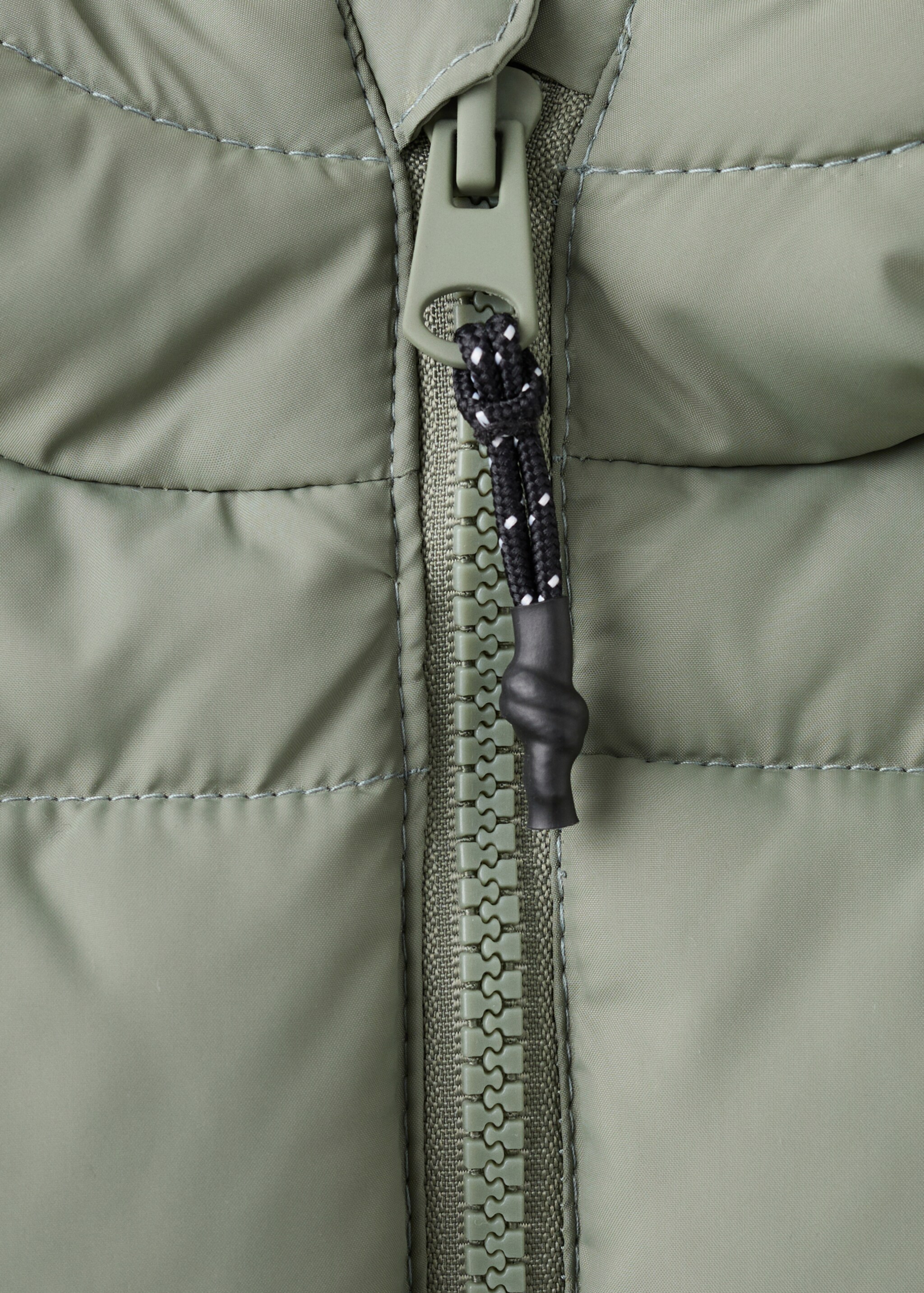 Anorak aldol - Details of the article 8, Pastel Green. Ref: 17053791-00.