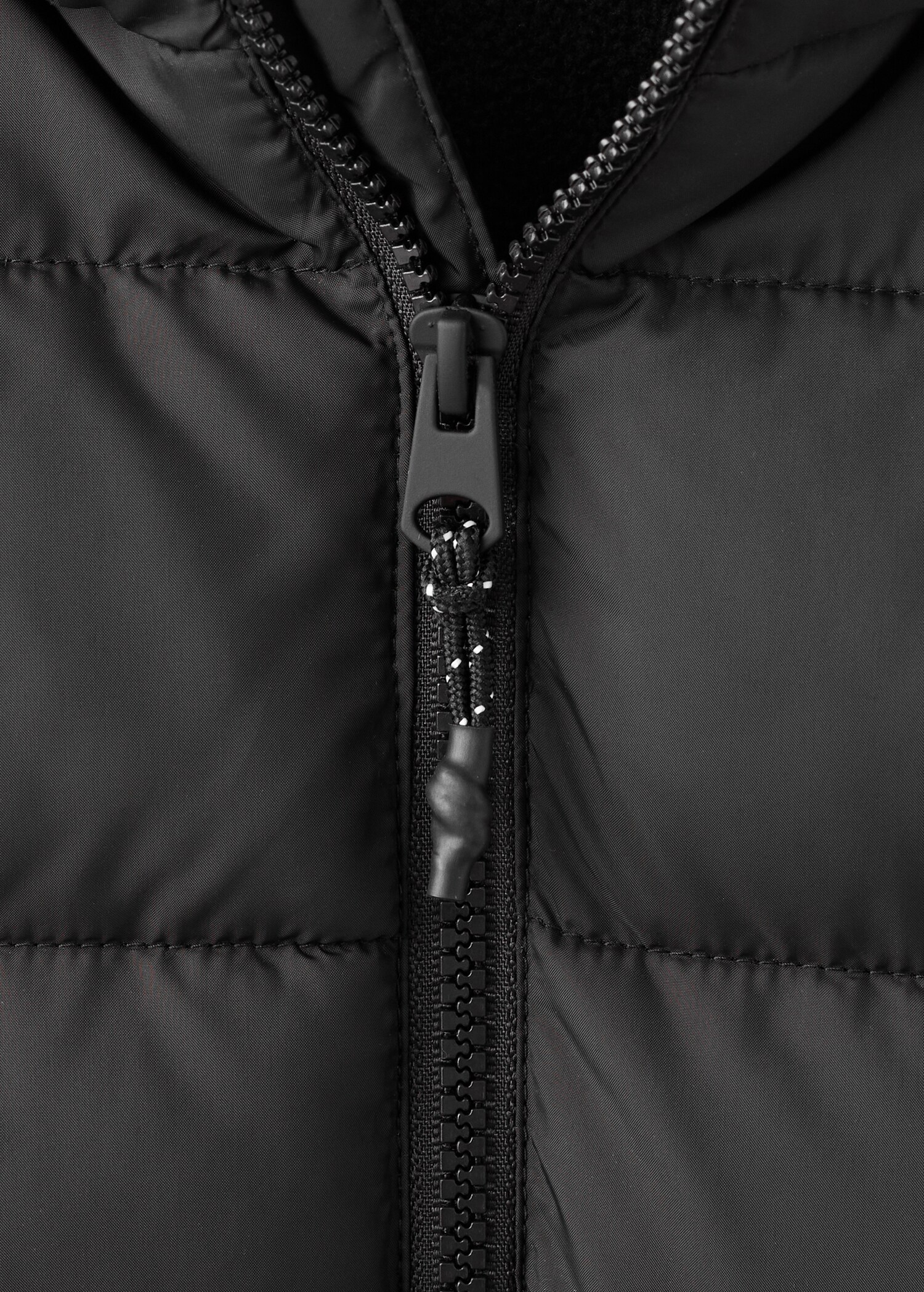 Hooded liner quilted coat - Details of the article 0