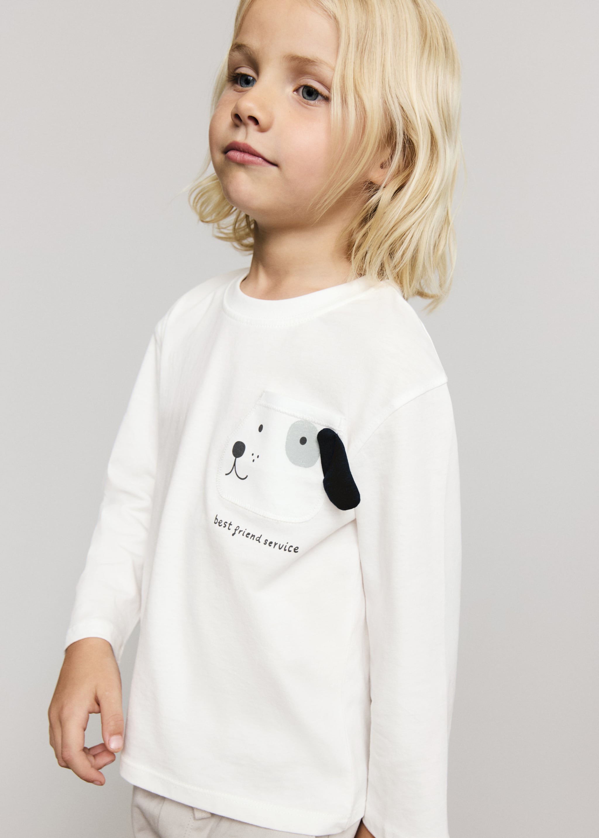 T-shirt com animal bordado - Plano médio