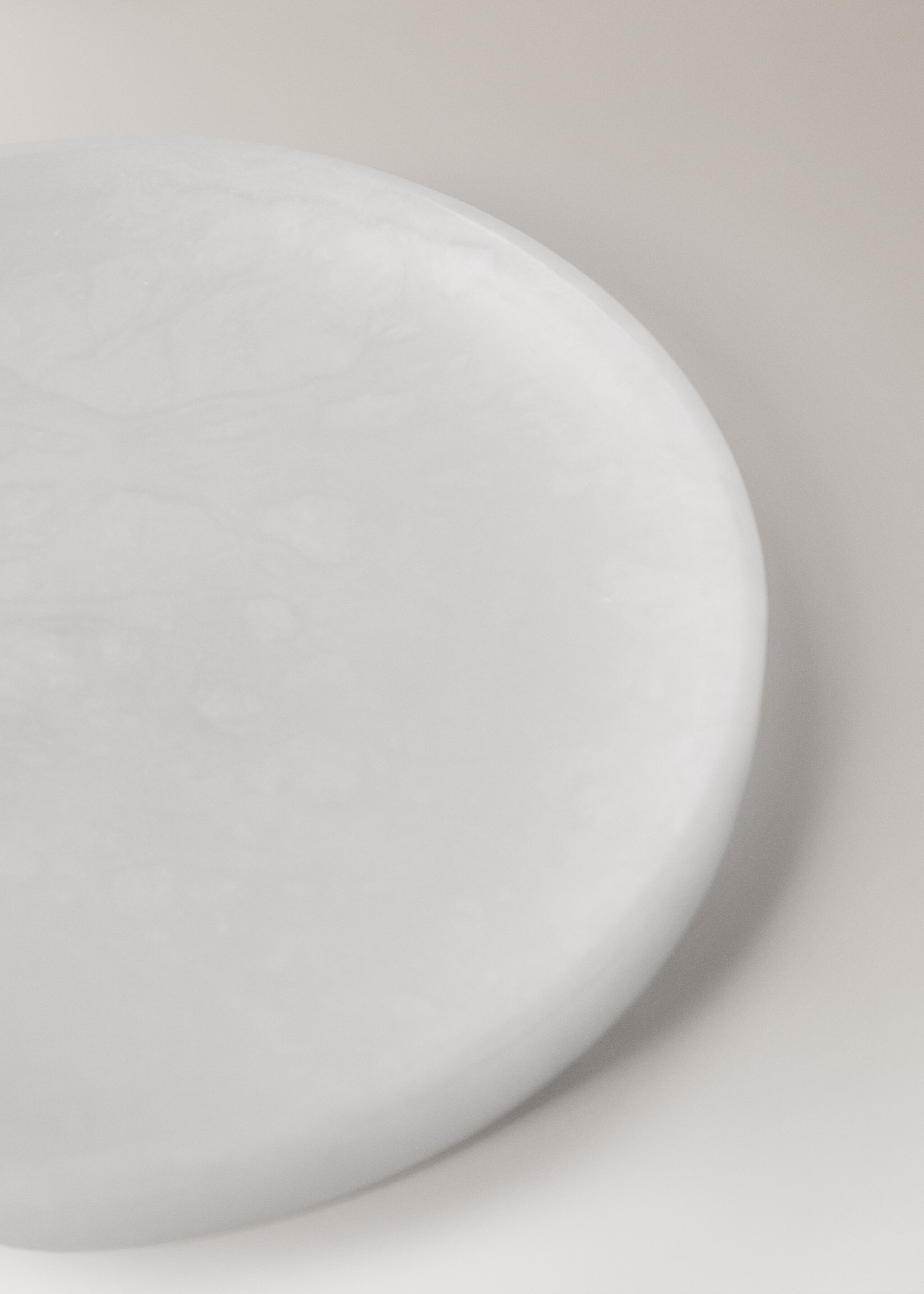 Medium alabaster pocket emptier - Details of the article 1, White. Ref: 17053799-00.