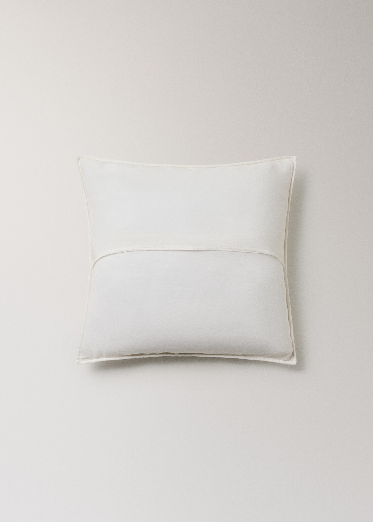 Garment-dyed cotton bed cushion cover 50x50 cm - Details of the article 1