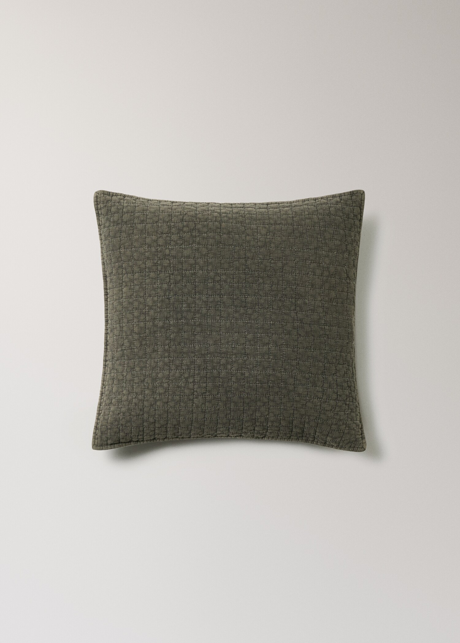 Pynteputetrekk til seng i garment dyed bomull, 50x50 cm - Artikkel uten modell