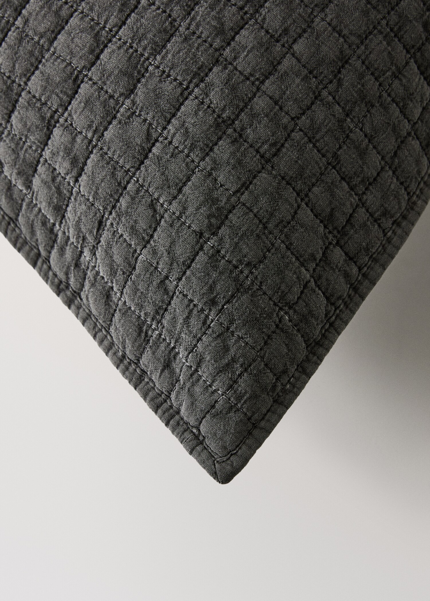 Pynteputetrekk til seng i garment dyed bomull, 50x50 cm - Artikkeldetalj 2