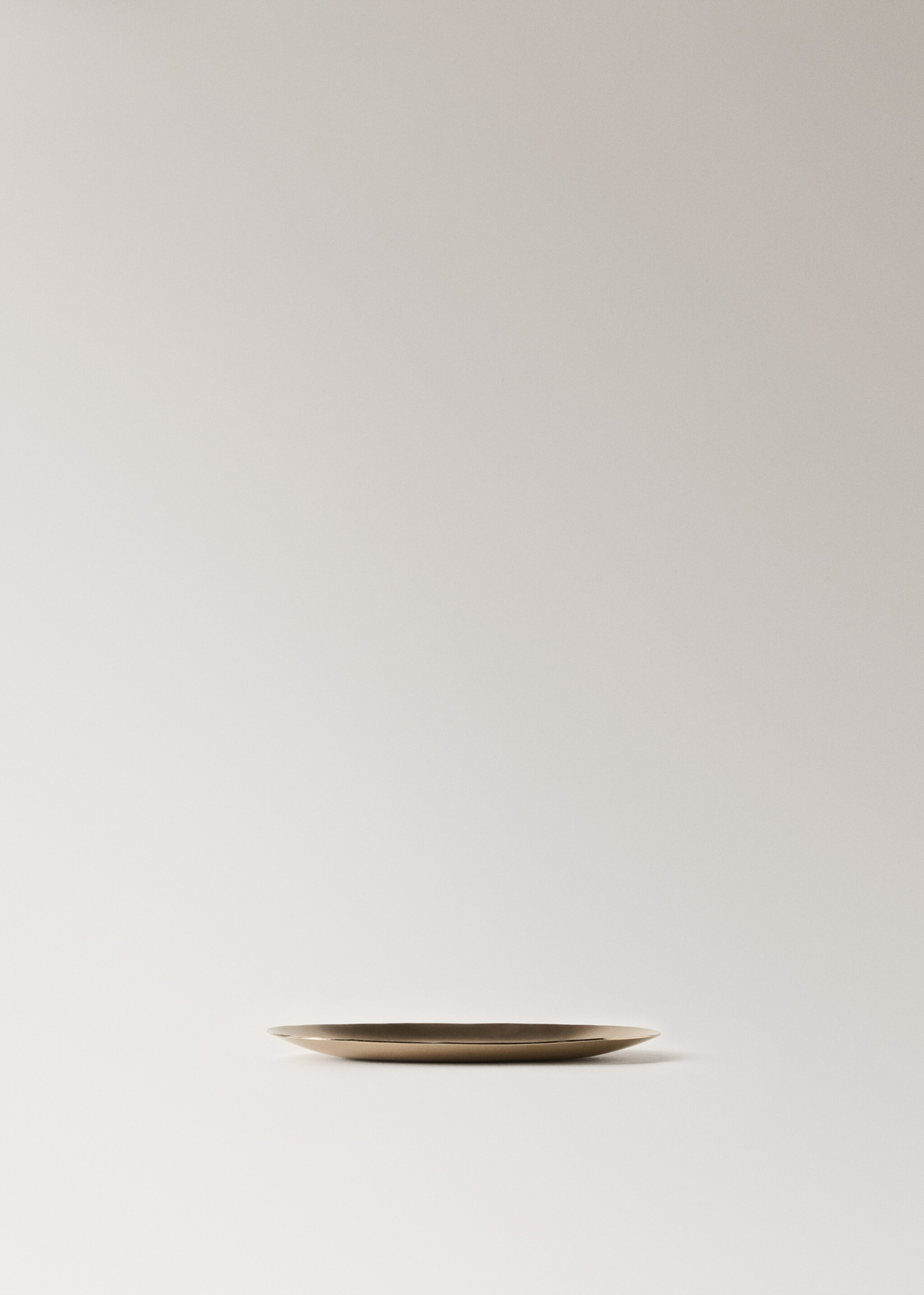 Golden decorative tray large size - Article without model, Gold. Ref: 17053817-00.