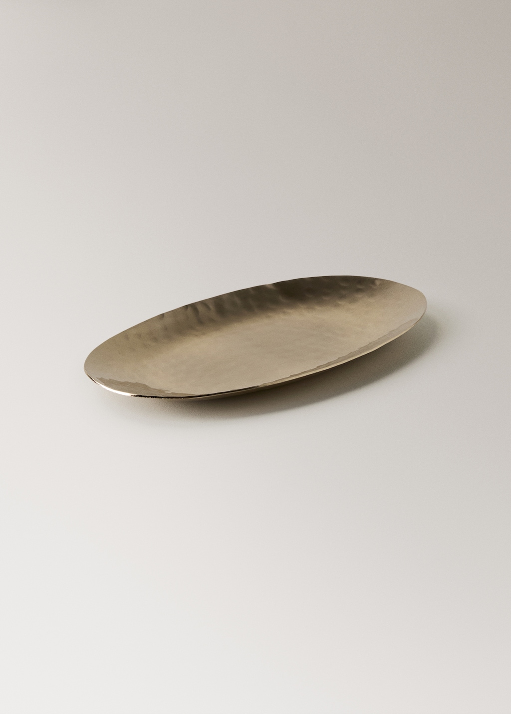 Medium golden decorative tray