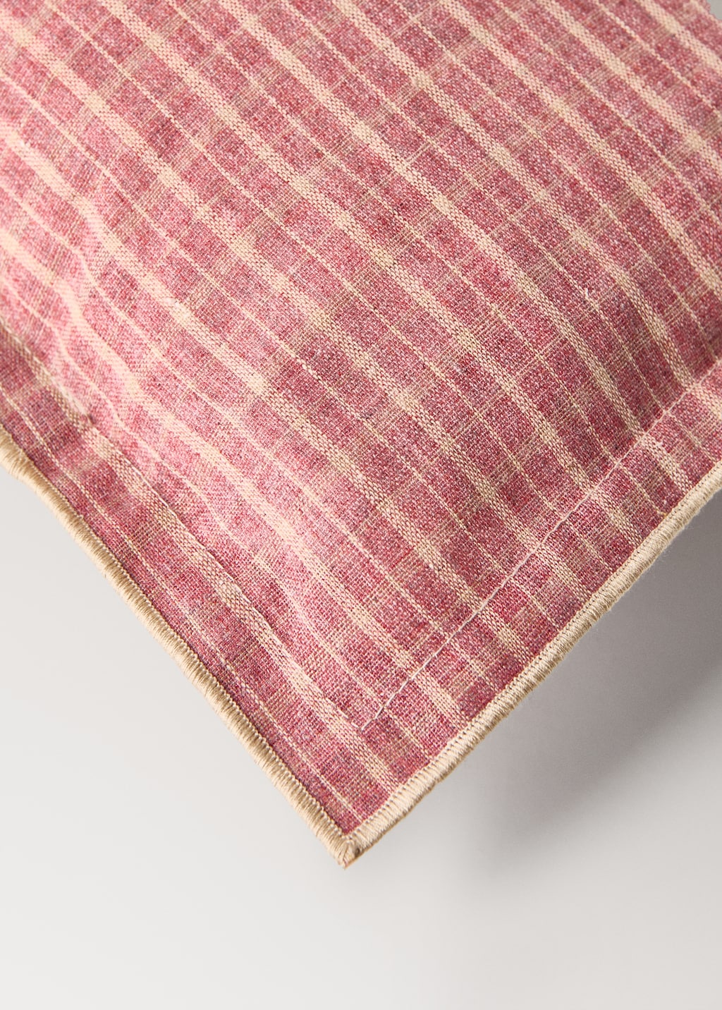 Children's cushion cover with checked pattern and overlock stitching 20x30 cm