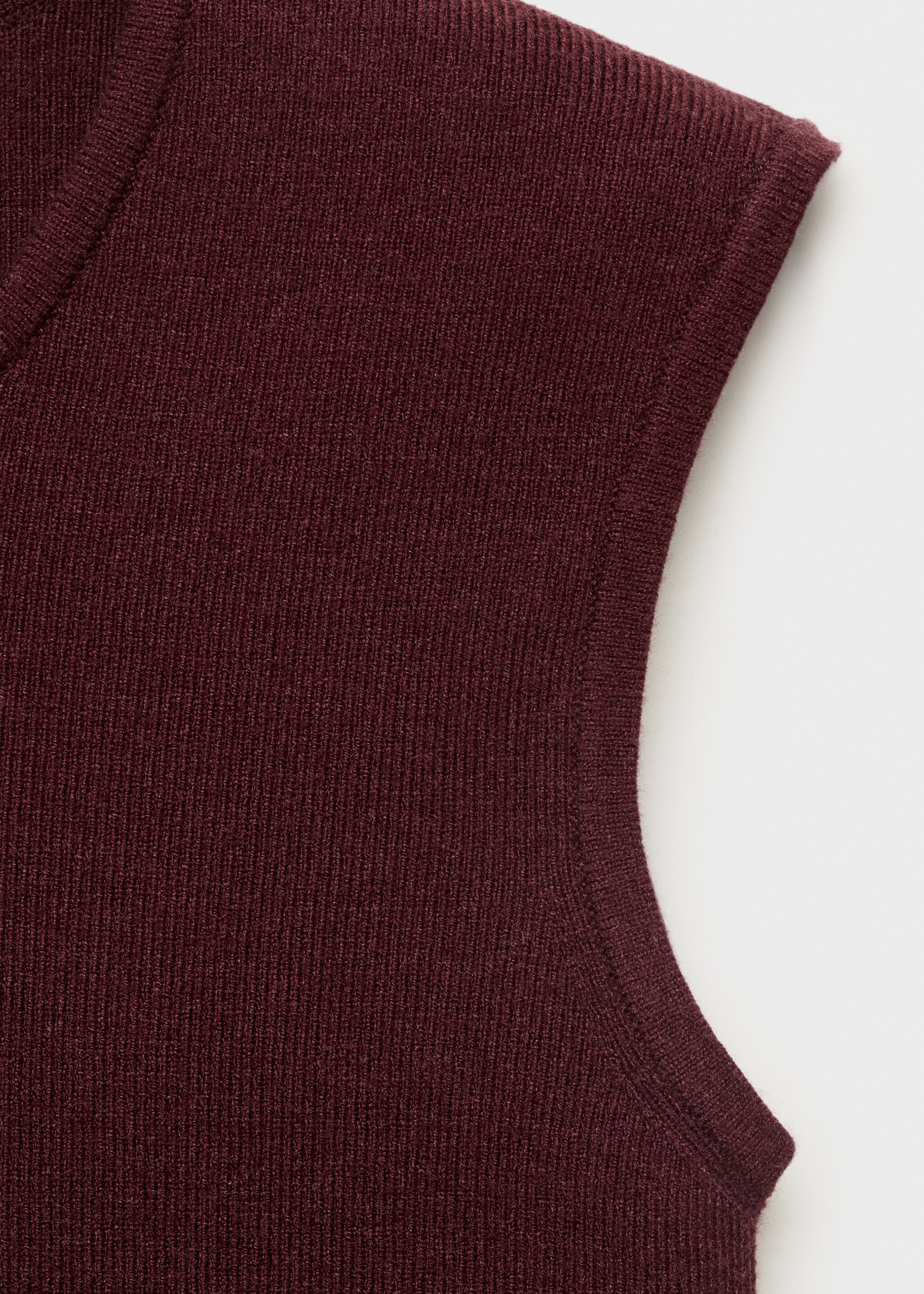 Asymmetrical t-shirt with cut-out - Details of the article 0