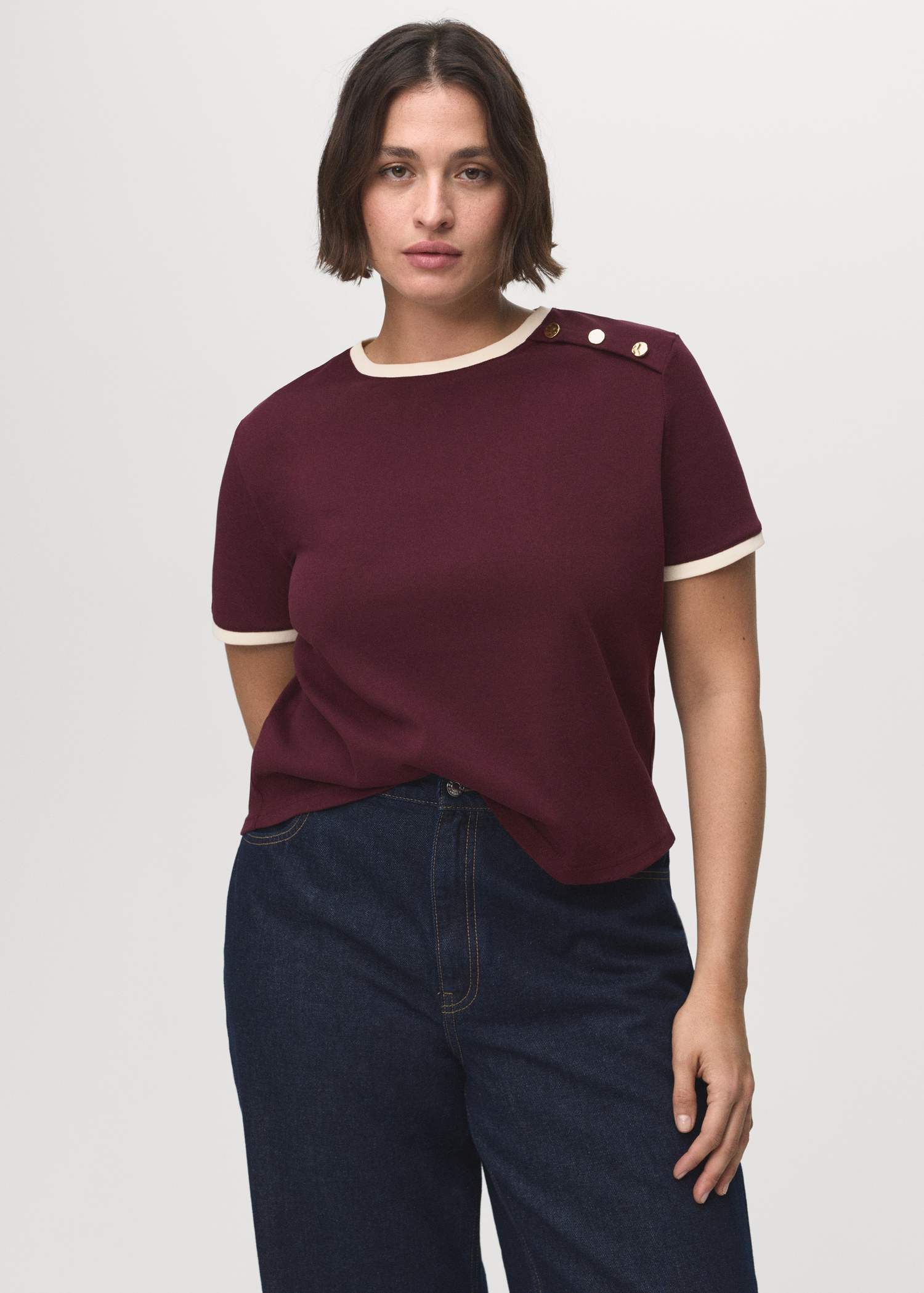 Buttoned cotton T-shirt - Details of the article 5