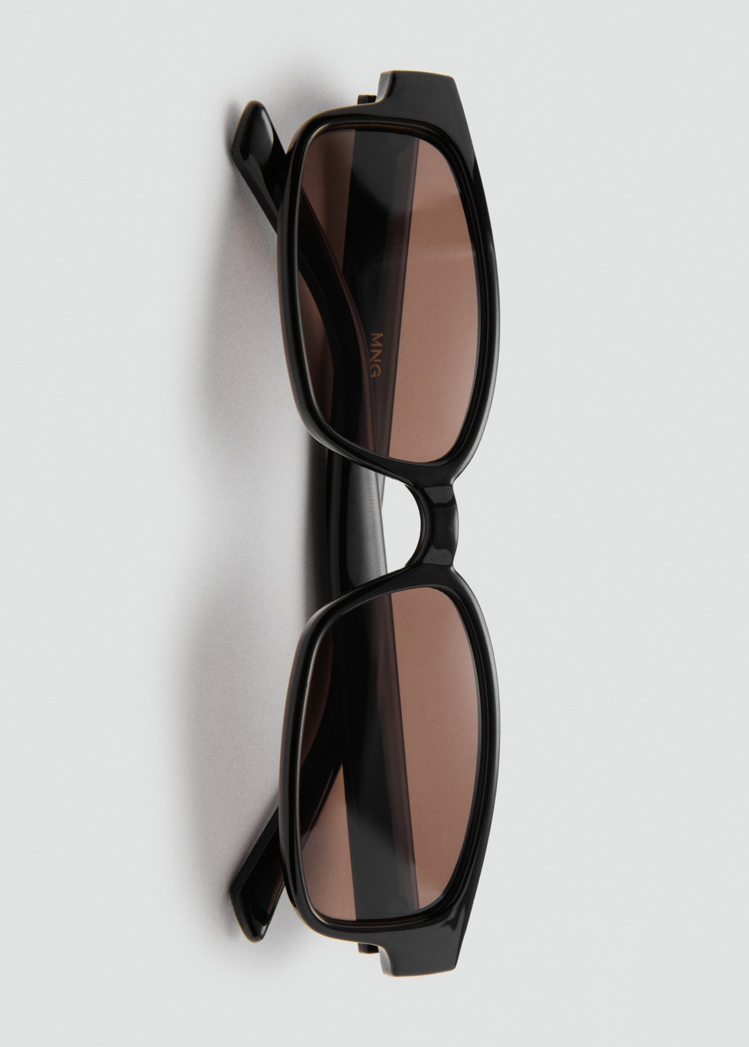 Rectangular-frame sunglasses - Details of the article 2