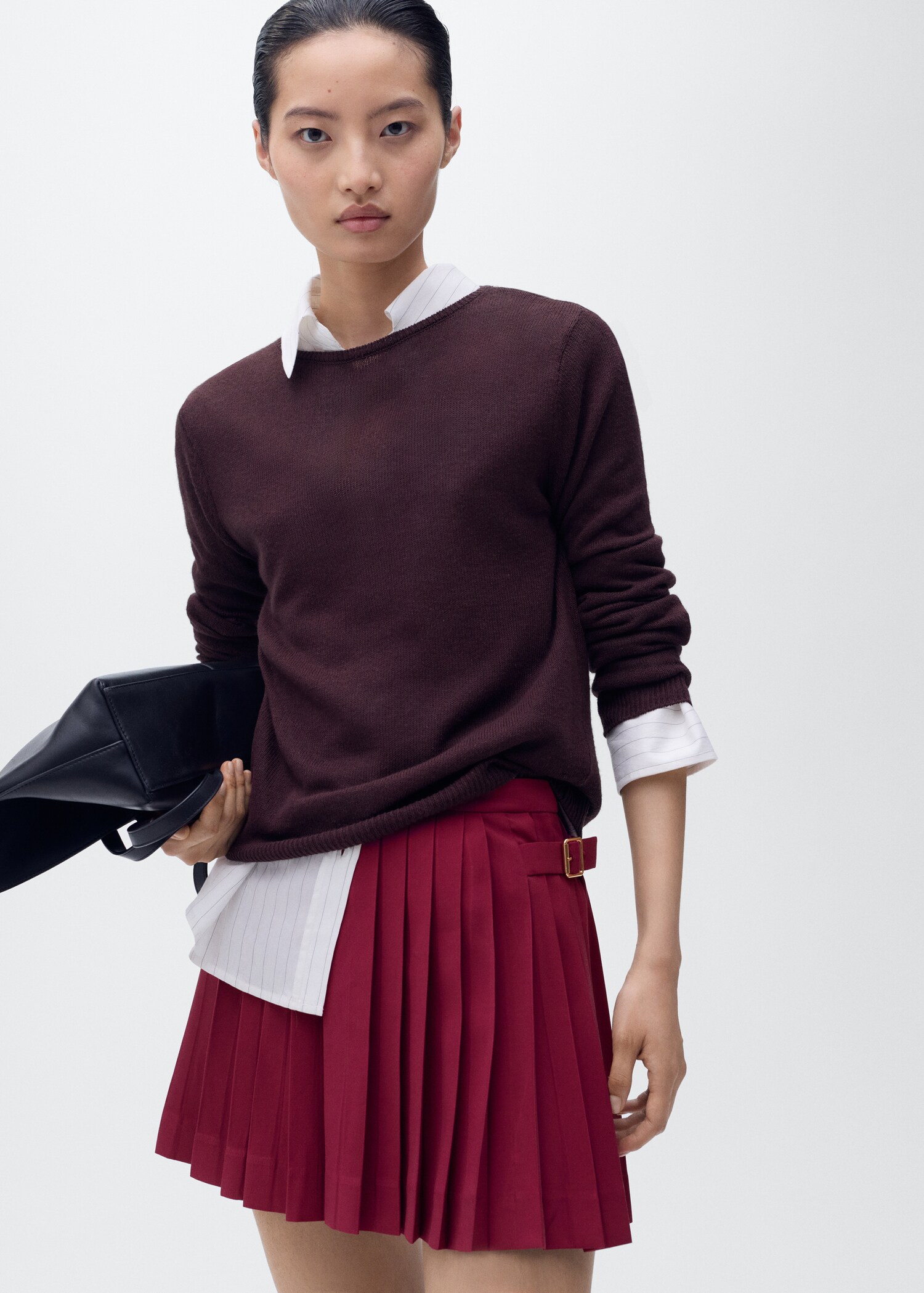 Pleated skirt with buckles - Details of the article 1