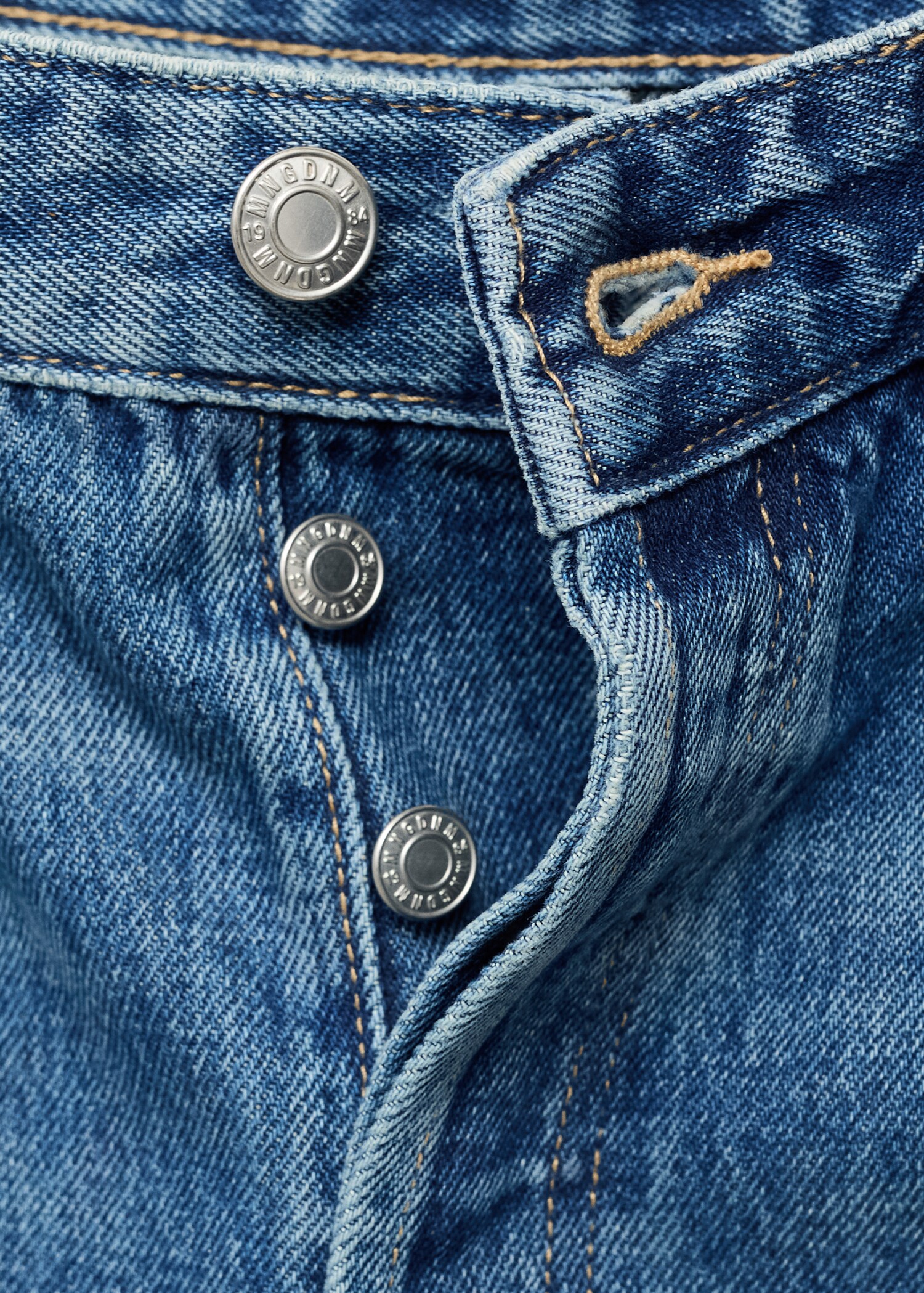Wide-leg jeans with turn-up hem - Details of the article 8
