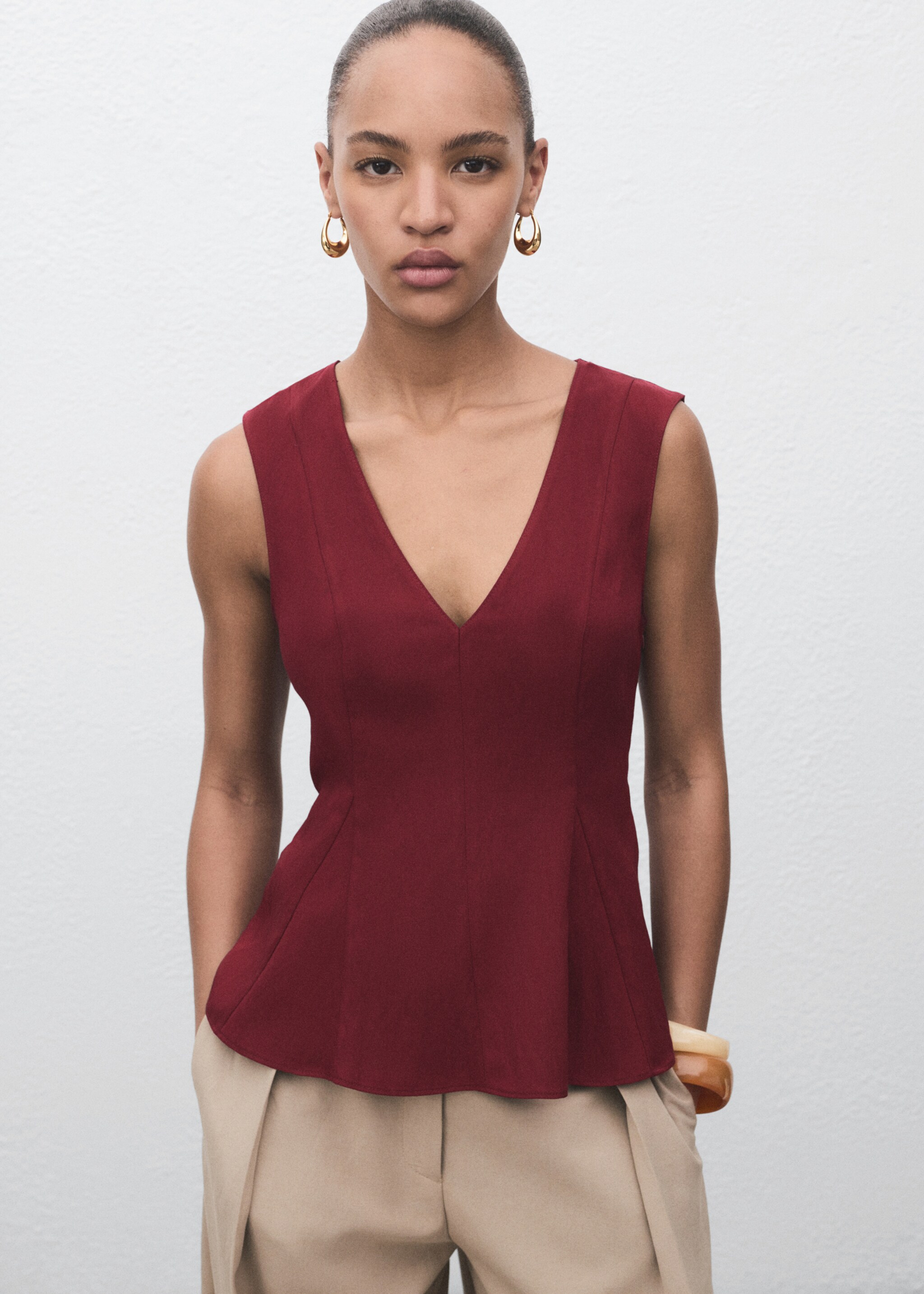 Top peplum lyocell - Plano medio, Burdeos. Ref: 17054100-00.
