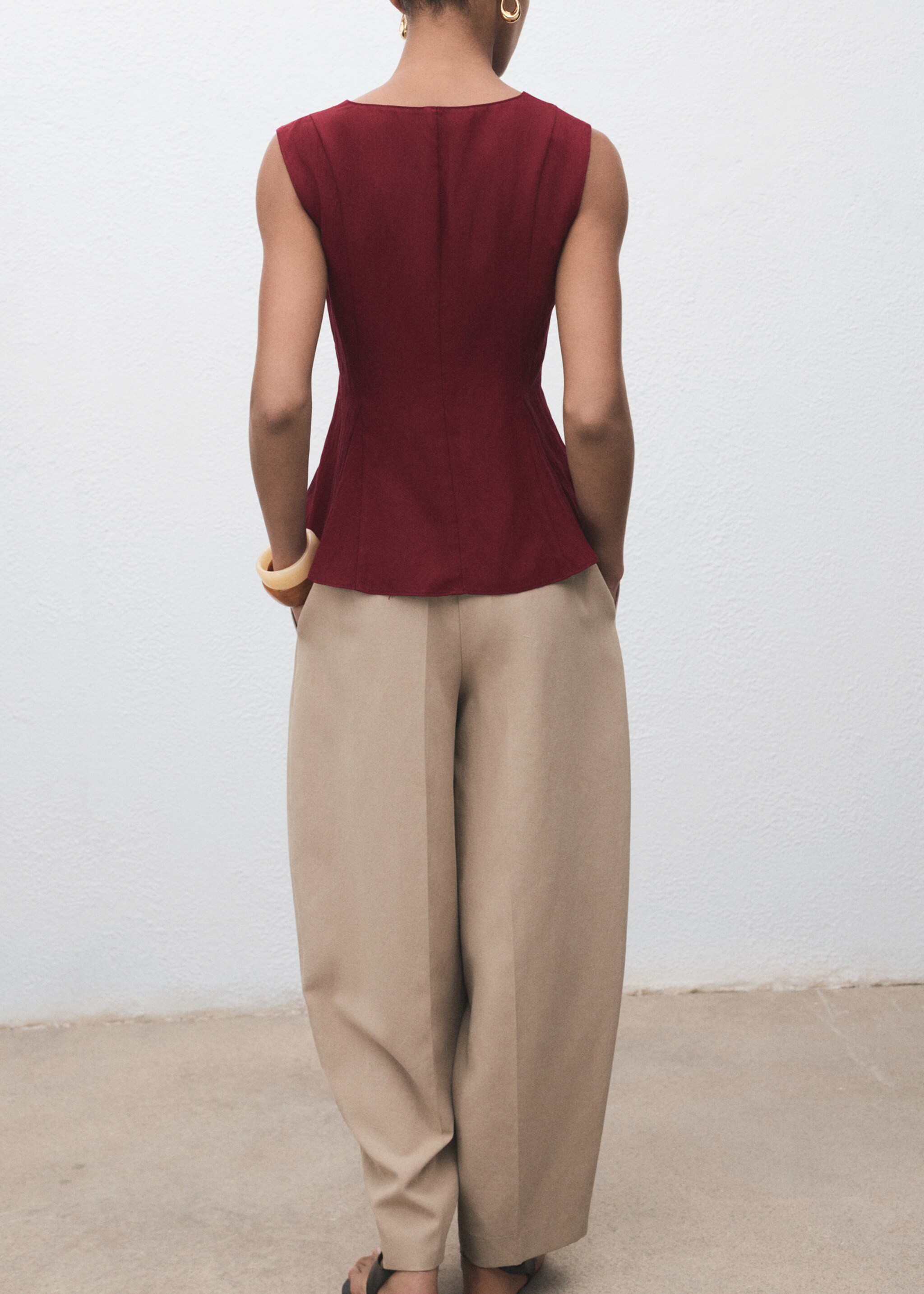 Top peplum lyocell - Reverso del artículo, Burdeos. Ref: 17054100-00.
