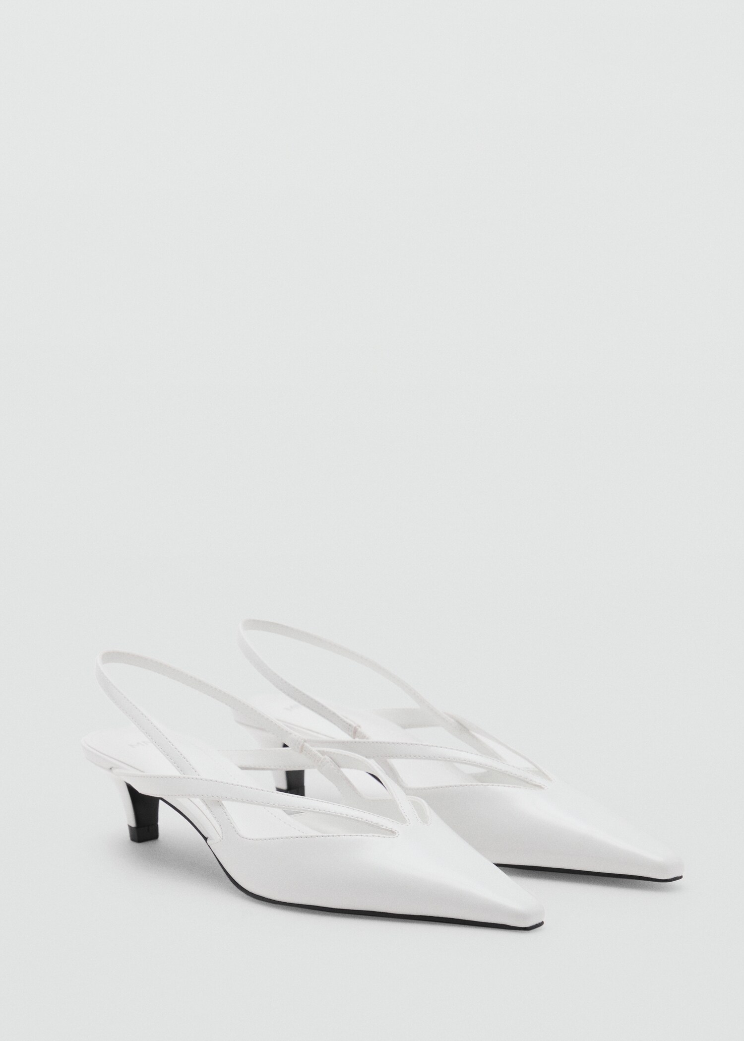 Chaussures pointues talon kitten heel - Plan moyen