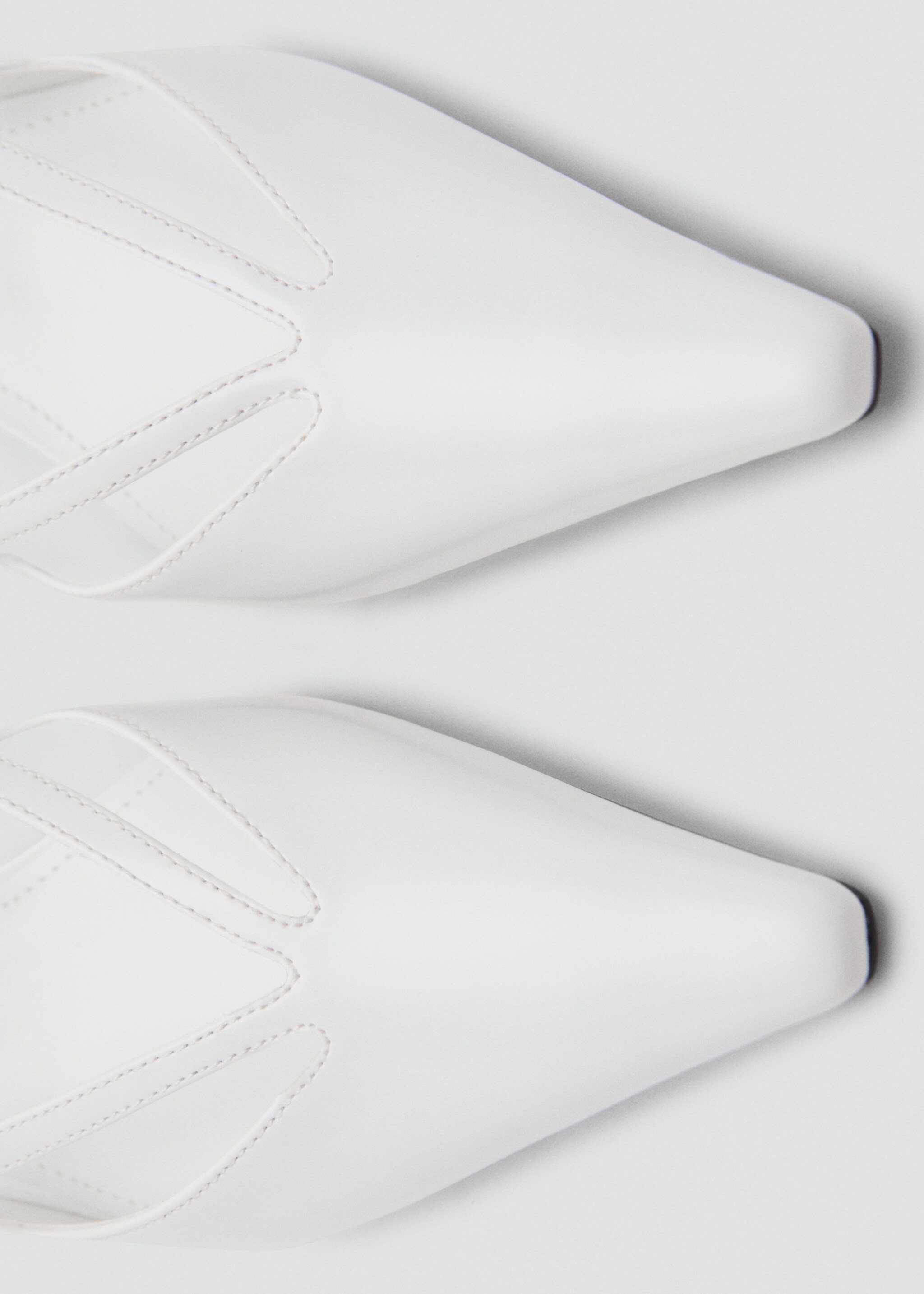 Chaussures pointues talon kitten heel - Détail de l'article 2, Blanc. Ref: 17054103-00.