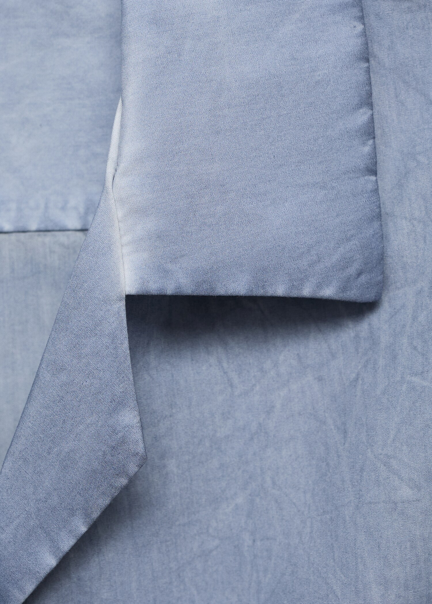 قميص قطني مصبوغ بتقنية garment dyed - تفاصيل المنتج 8