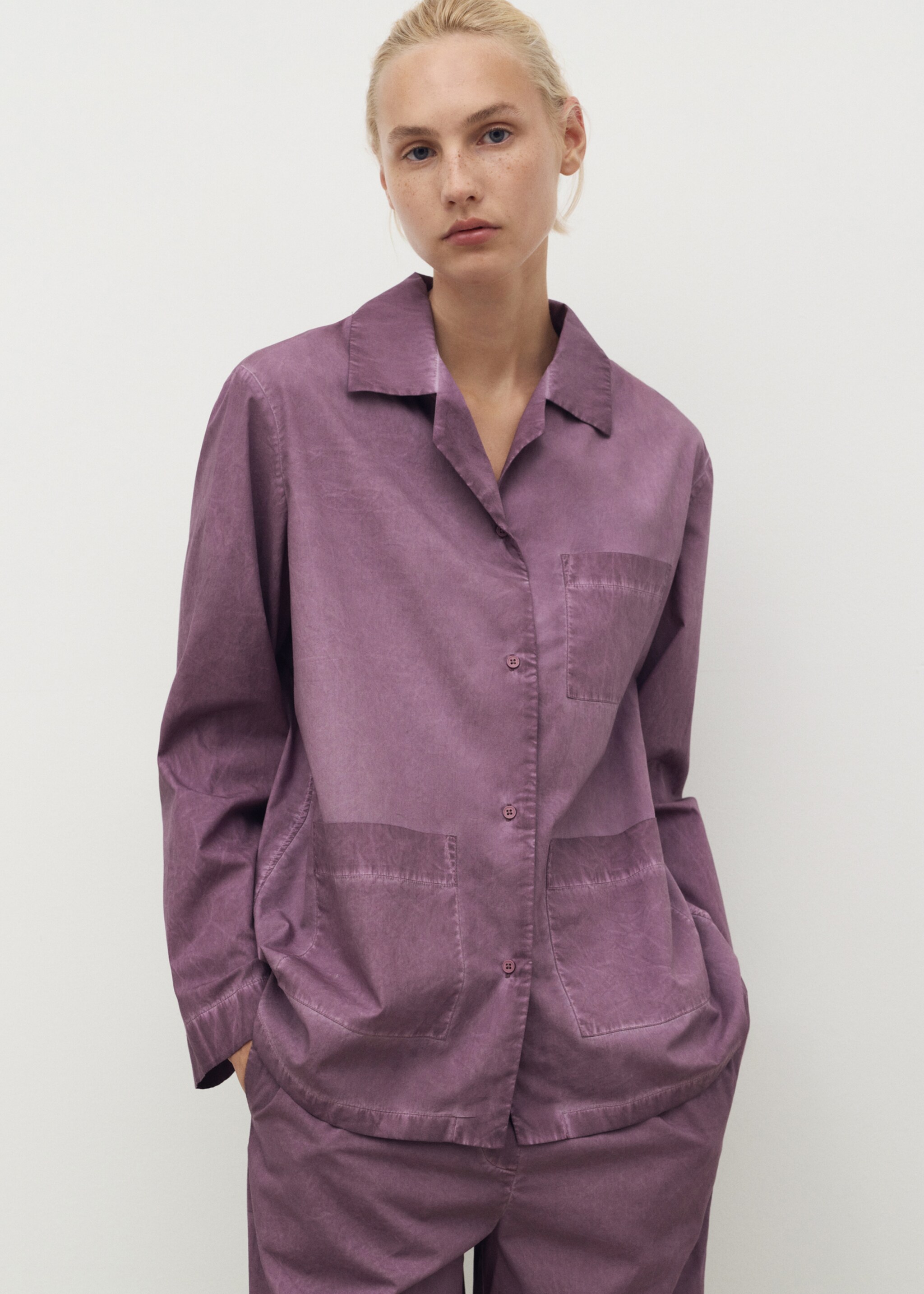 Garment-dyed cotton shirt - Medium plane, Plum. Ref: 17054109-00.