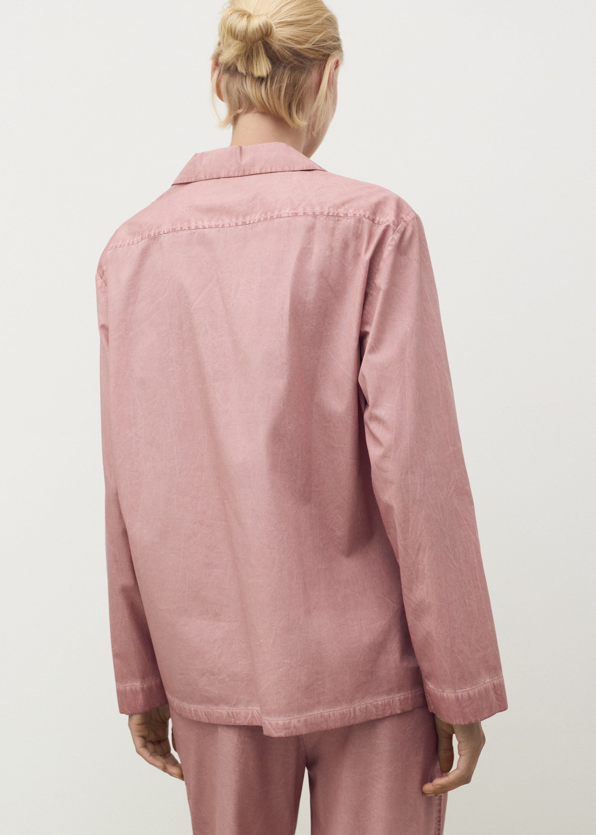 Garment-dyed cotton shirt - Reverse of the article, Medium Pink. Ref: 17054109-00.