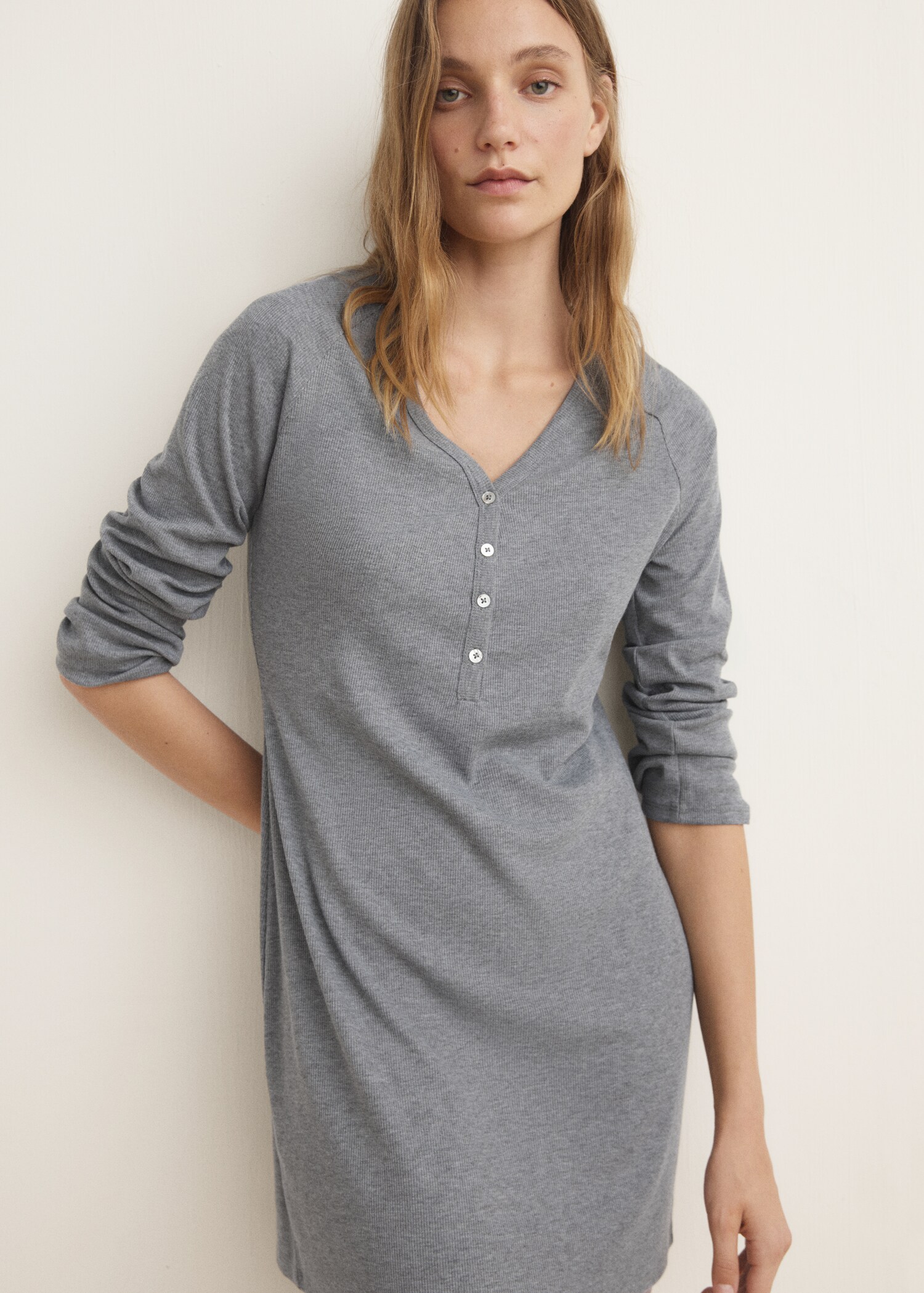 Buttons ribbed knit nightgown - Medium plane