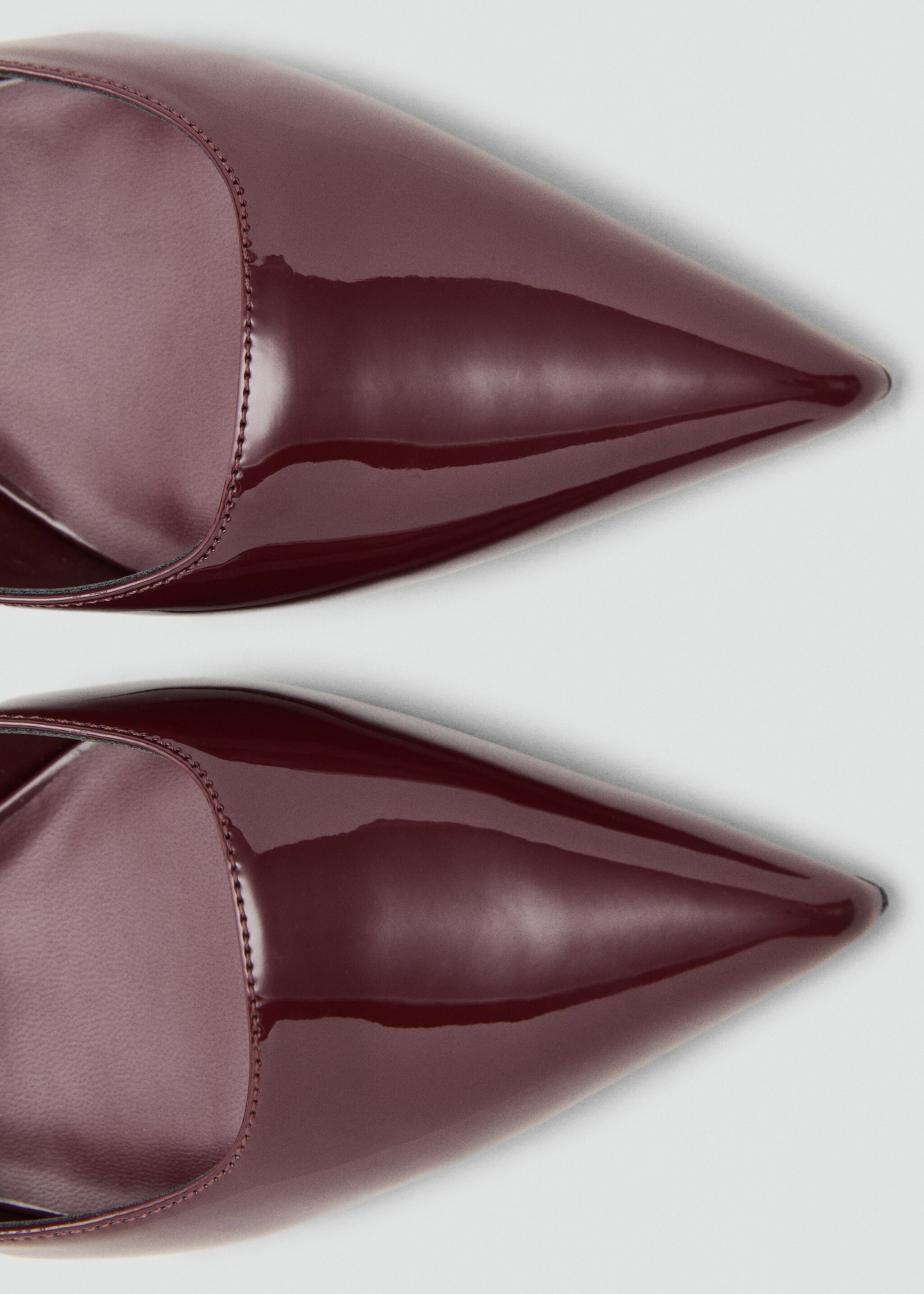 Chaussures vernies talon kitten heel - Détail de l'article 2, Bordeaux. Ref: 17054112-00.